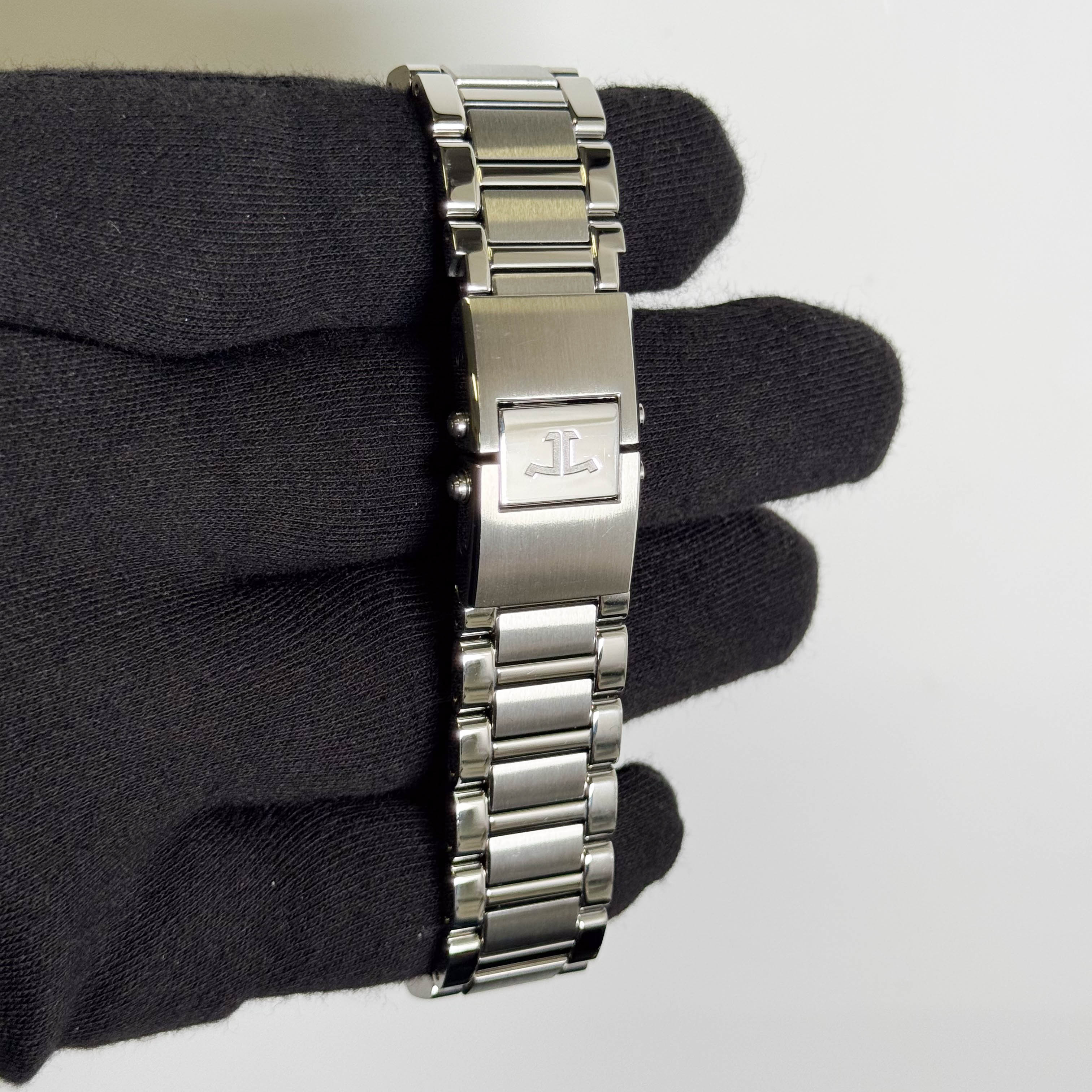 Jaeger LeCoultre Polaris 41mm Black Dial Watch Ref# Q9008170