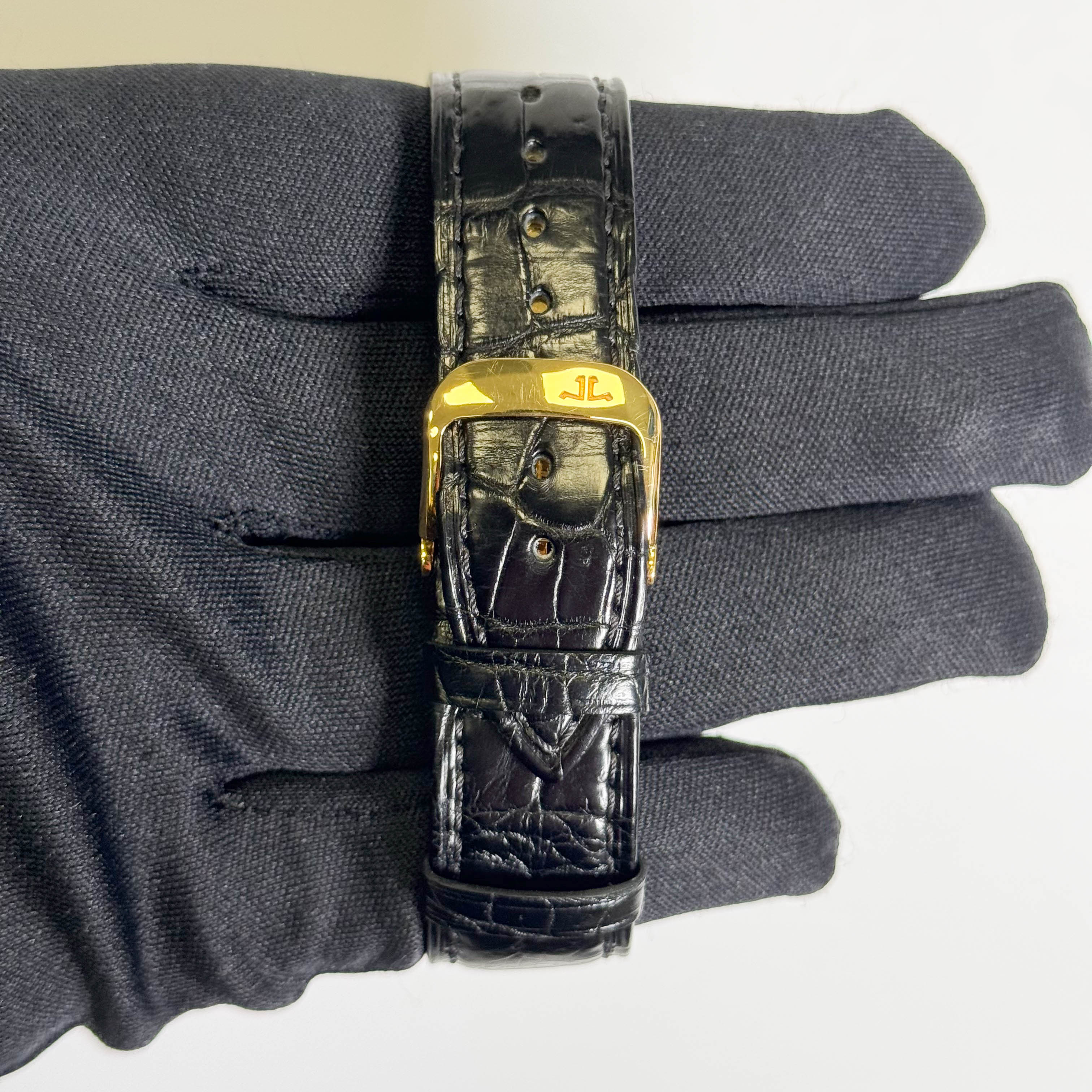 Jaeger-LeCoultre Reverso 47mm White Dial Watch Ref# Q3001420