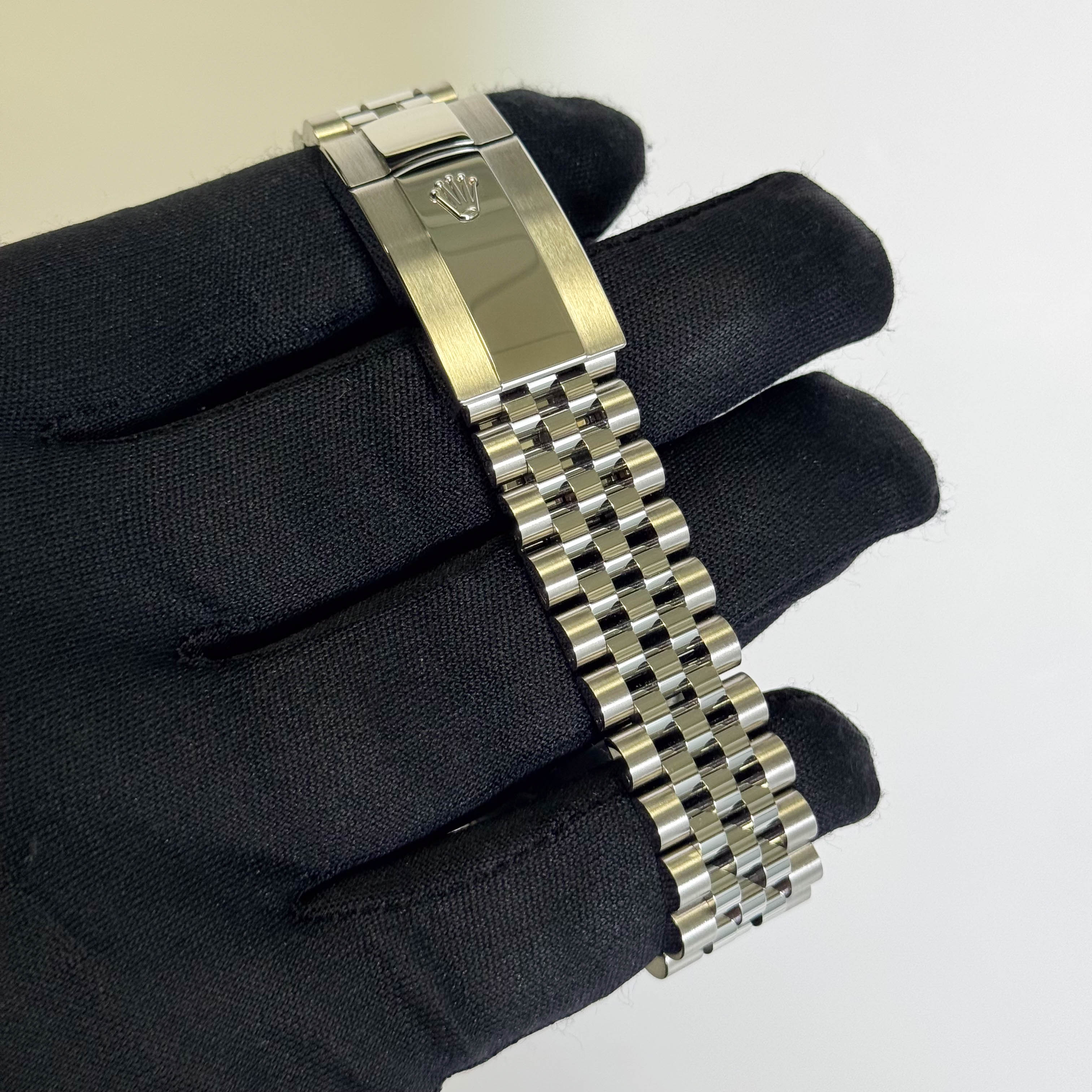 Rolex Datejust 36mm Silver Roman Dial Watch Ref# 126234