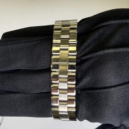 Cartier Roadster 31mm Silver Dial Watch Ref# W62016V3