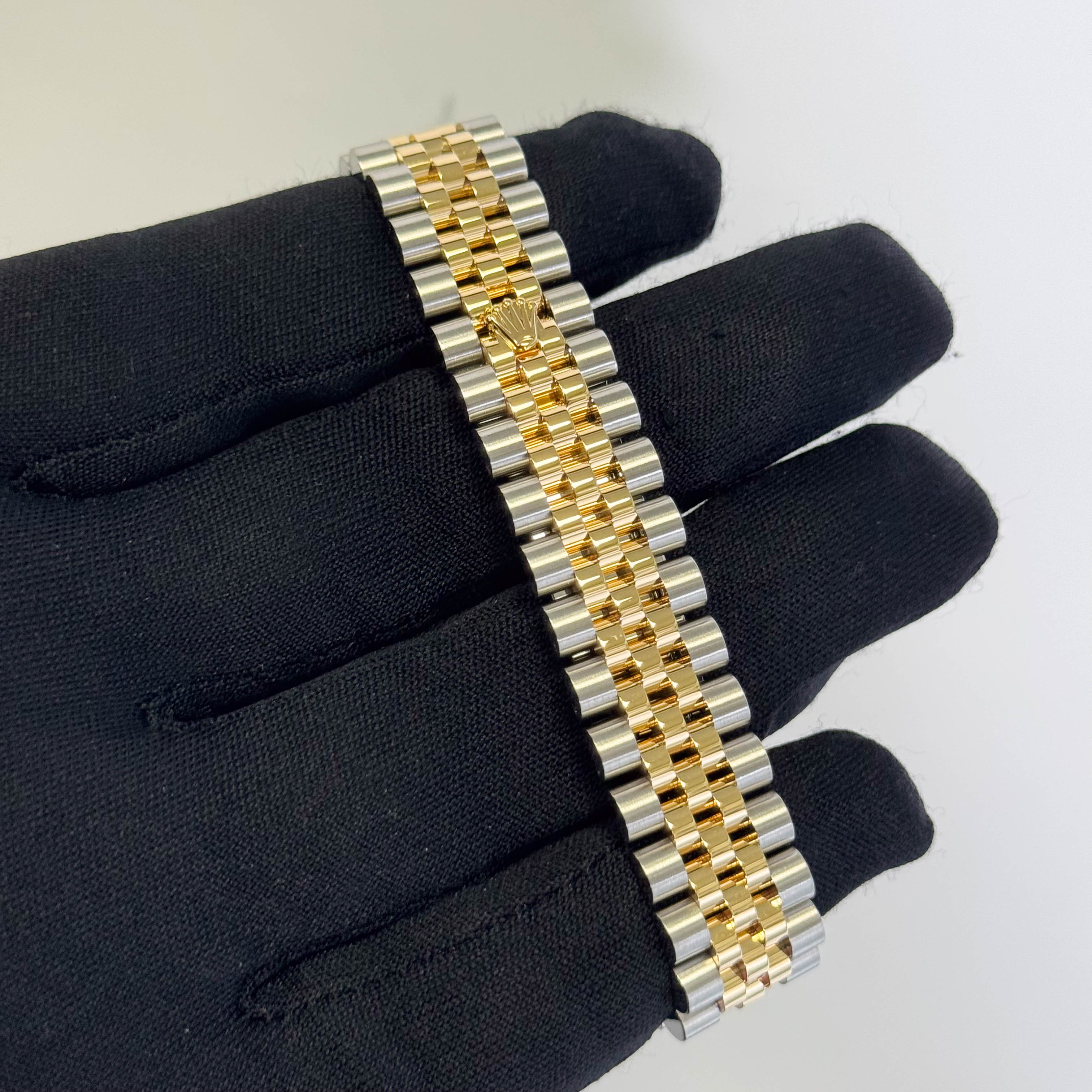 Rolex Datejust 31mm Champagne Dial Watch Ref# 278383RBR