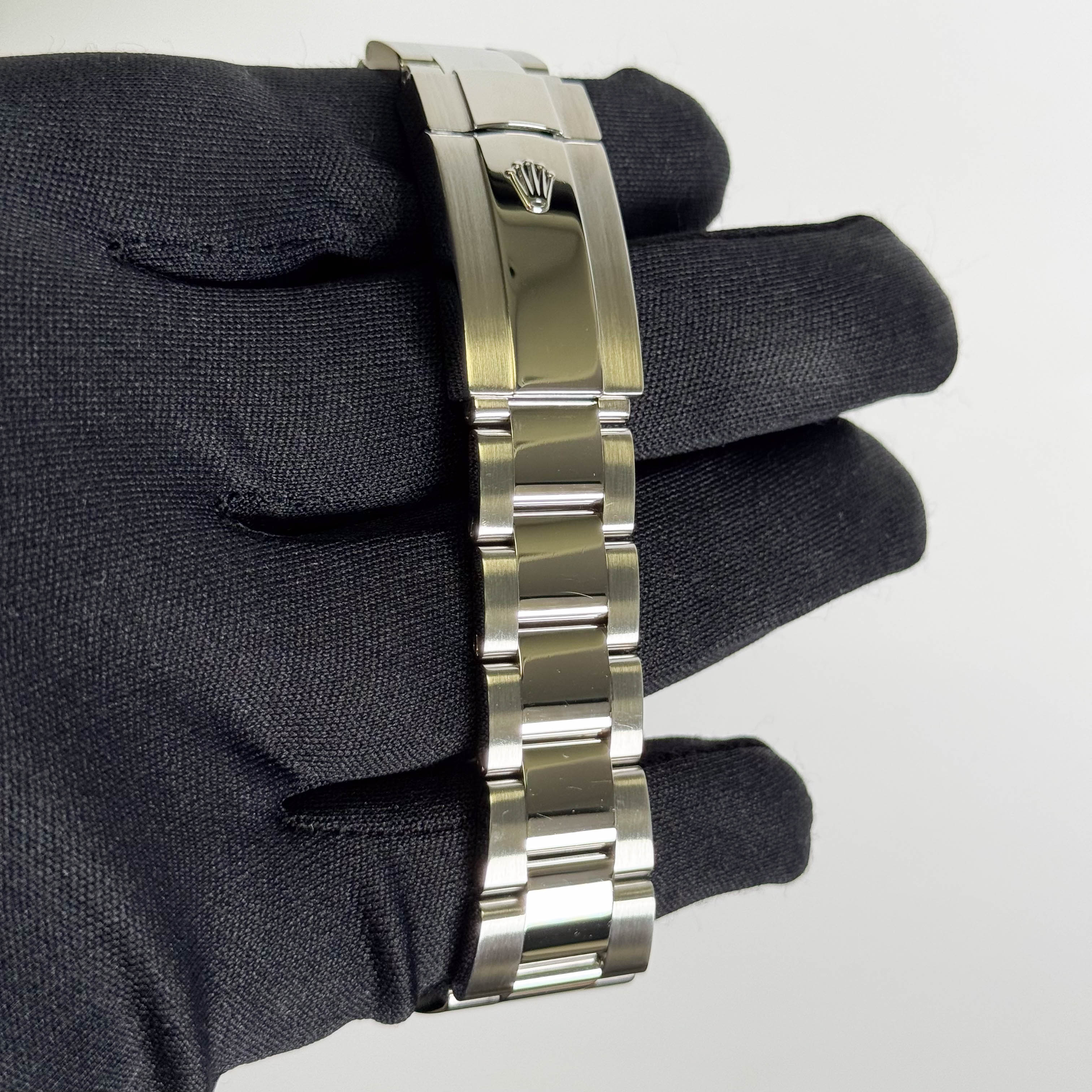 Rolex Datejust 41mm Blue Dial Watch Ref# 116334 - Happy Jewelers Fine Jewelry Lifetime Warranty