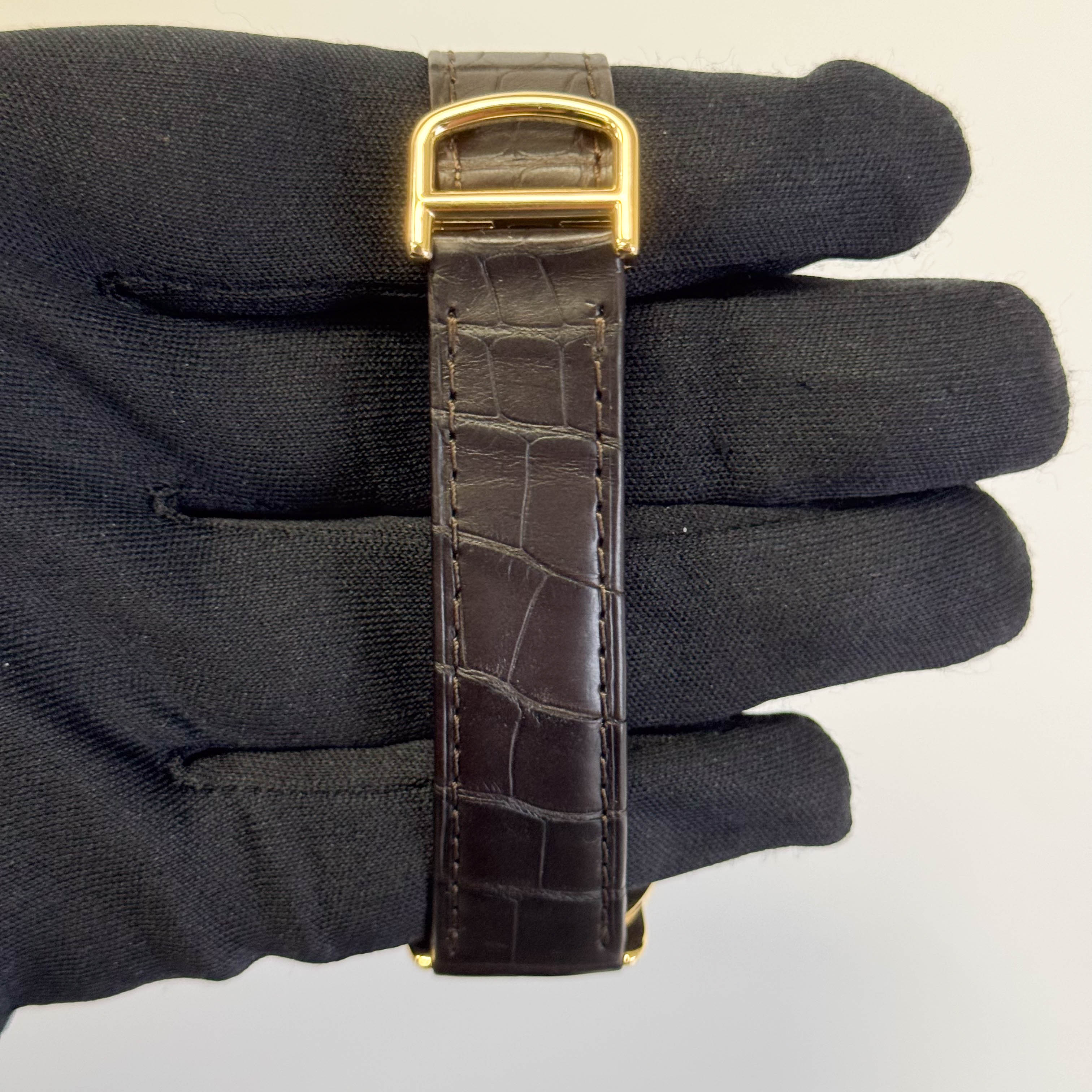 Cartier Ronde Louis 28mm 18K Yellow Gold Cream Roman Dial Watch Ref: 2885