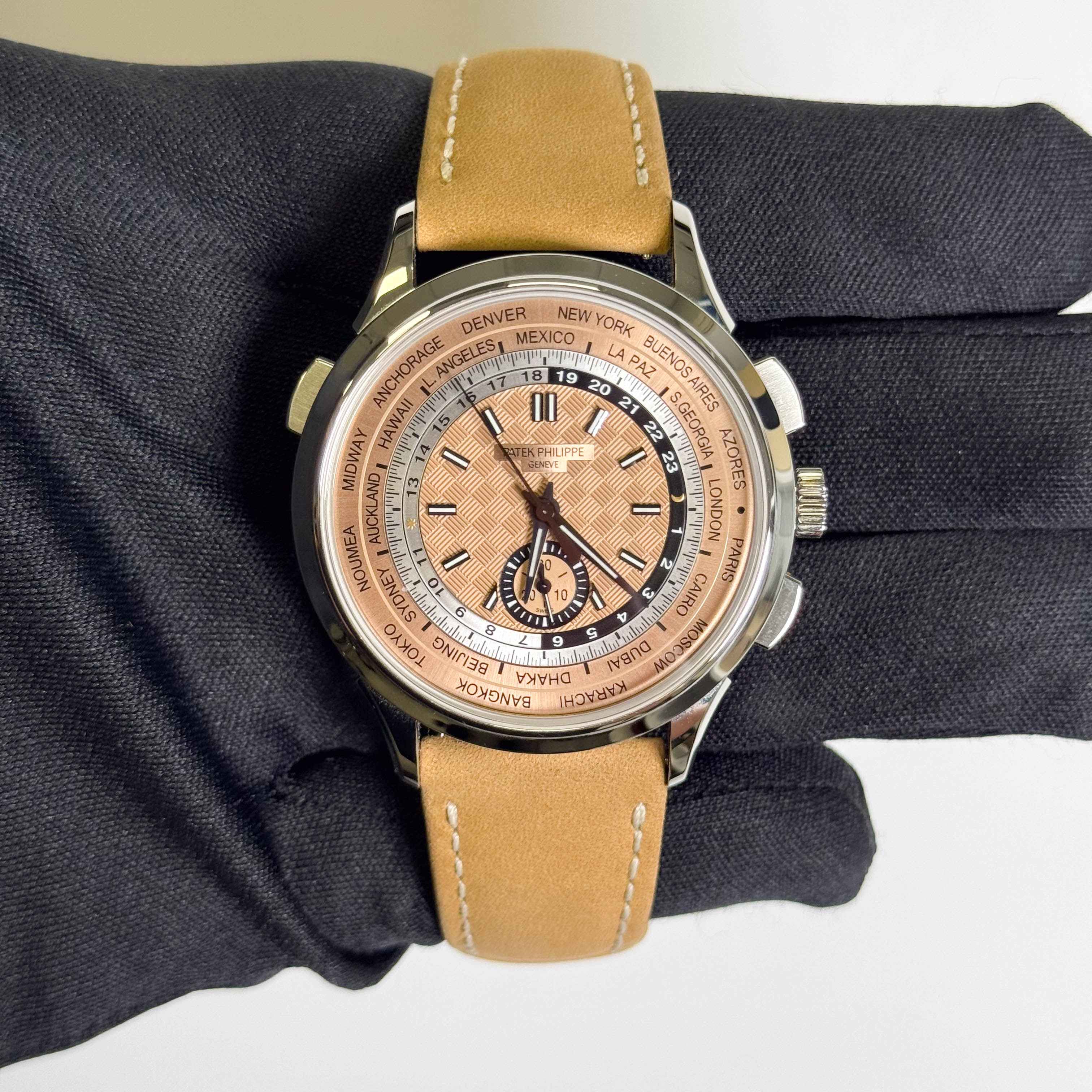 Patek Philippe Complications World Timer 41mm Salmon Dial Watch Ref# 5935A-001