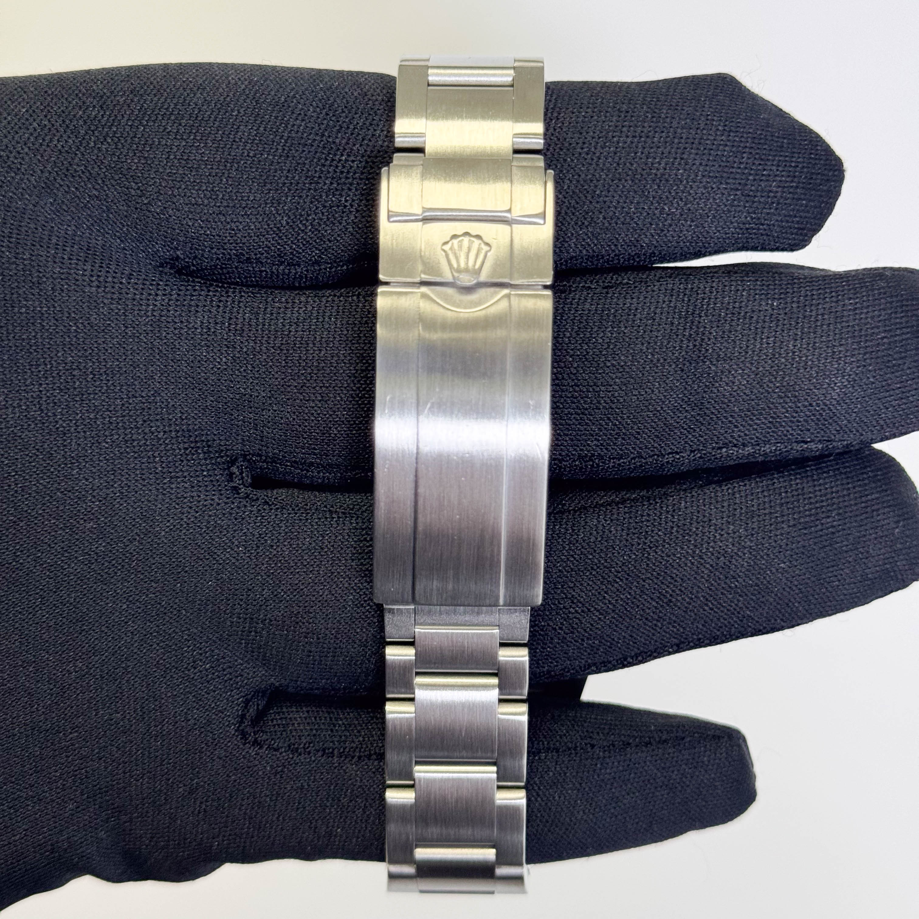 Rolex Submariner 40mm Black Dot Dial Watch Ref# 116610LN