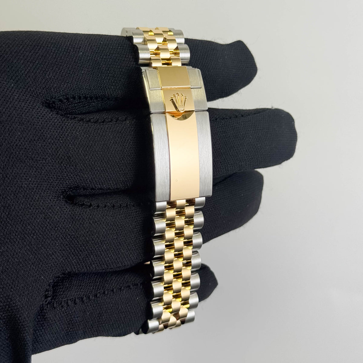 Rolex GMT-Master II 40mm Black Dial Watch Ref# 126713GRNR