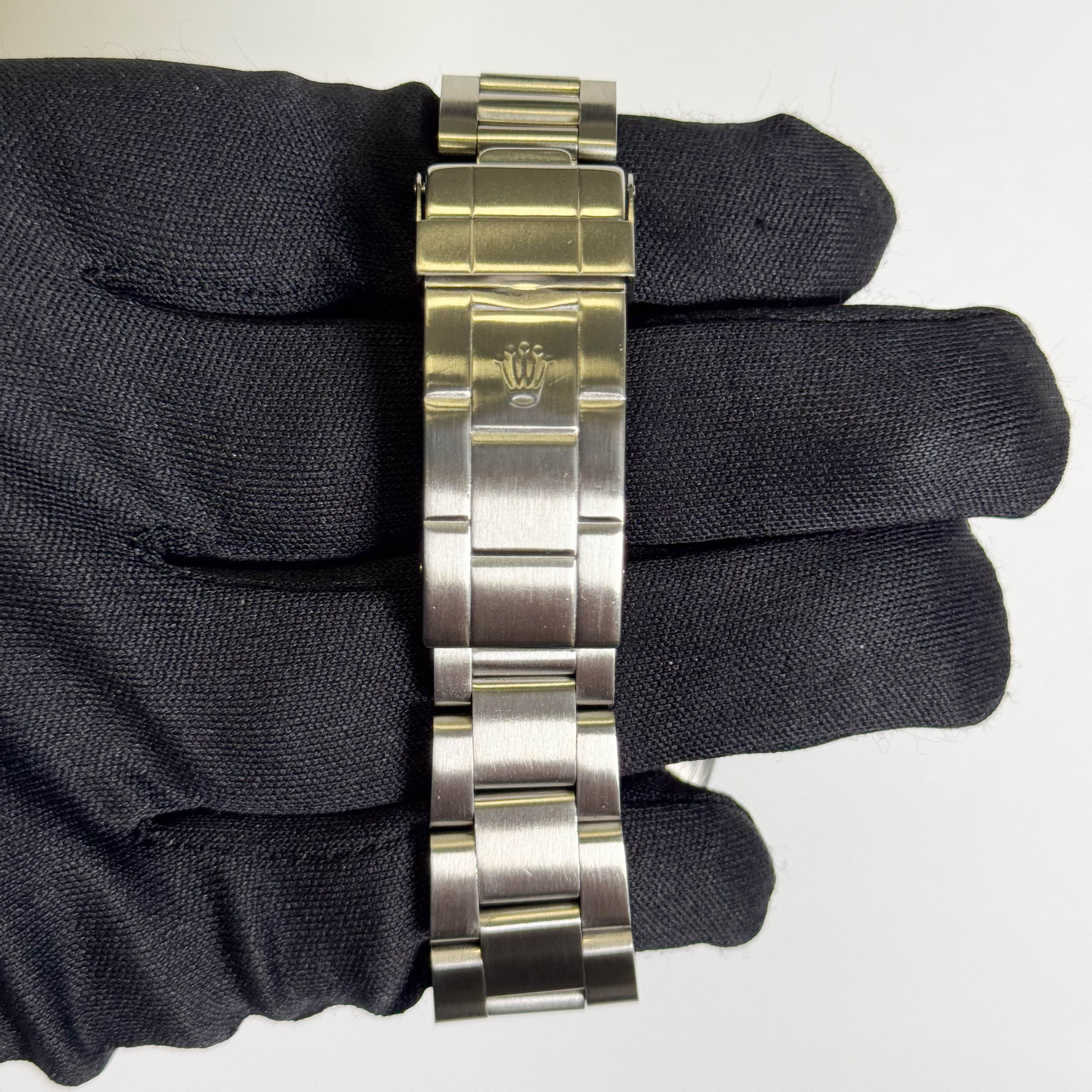 Rolex Submariner 40mm Black Dial Watch Ref# 16610