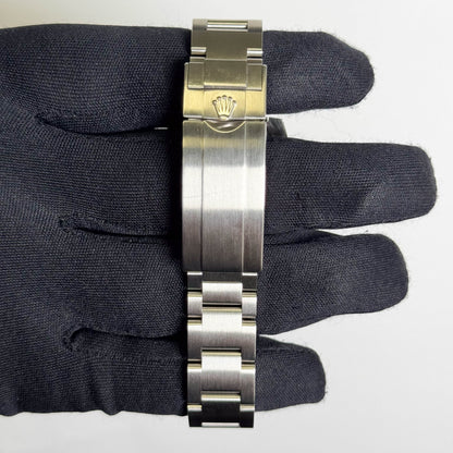 Rolex Submariner 40mm Black Dial Watch Ref# 116610LN