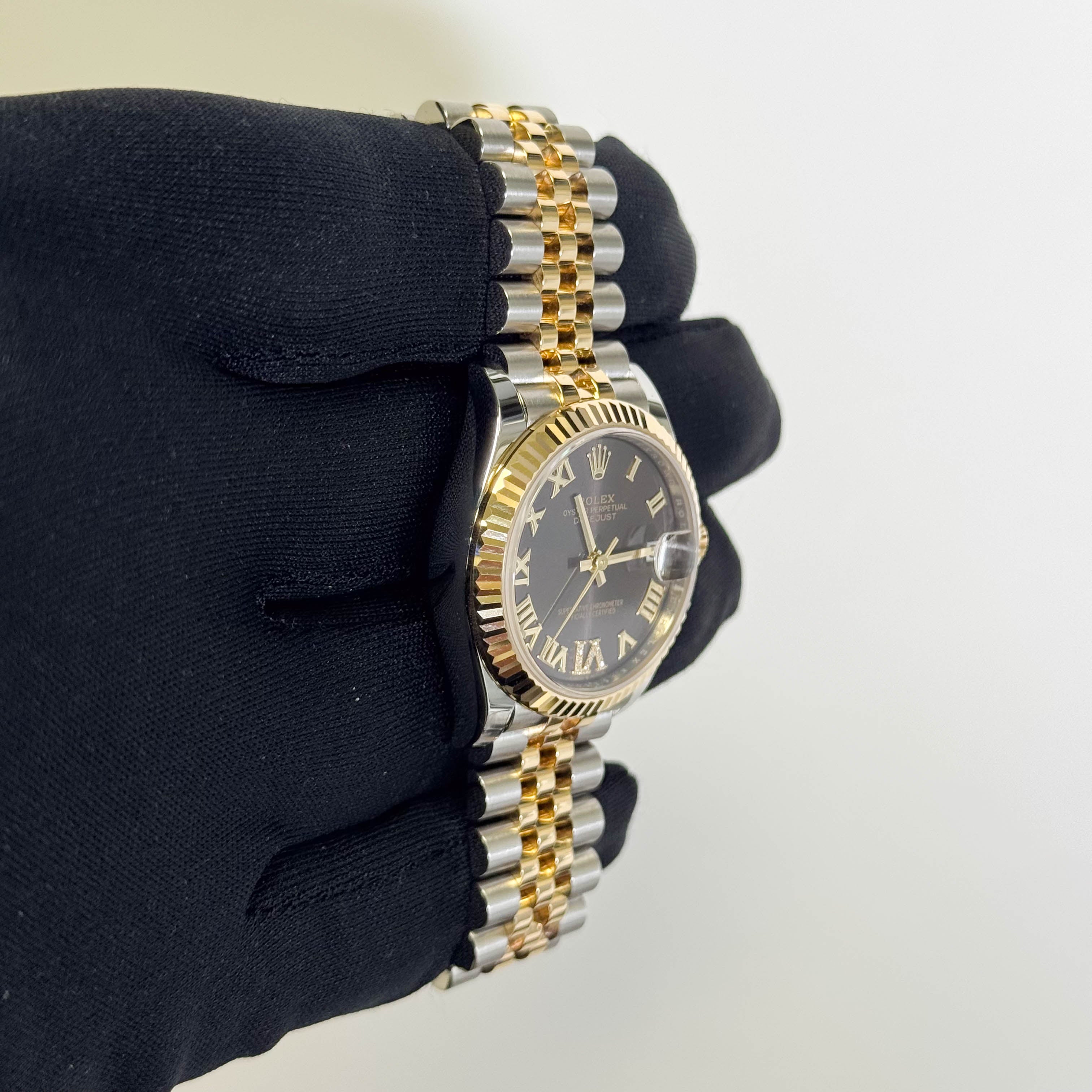 Rolex Datejust 31mm Rhodium Dial Watch Ref# 278273