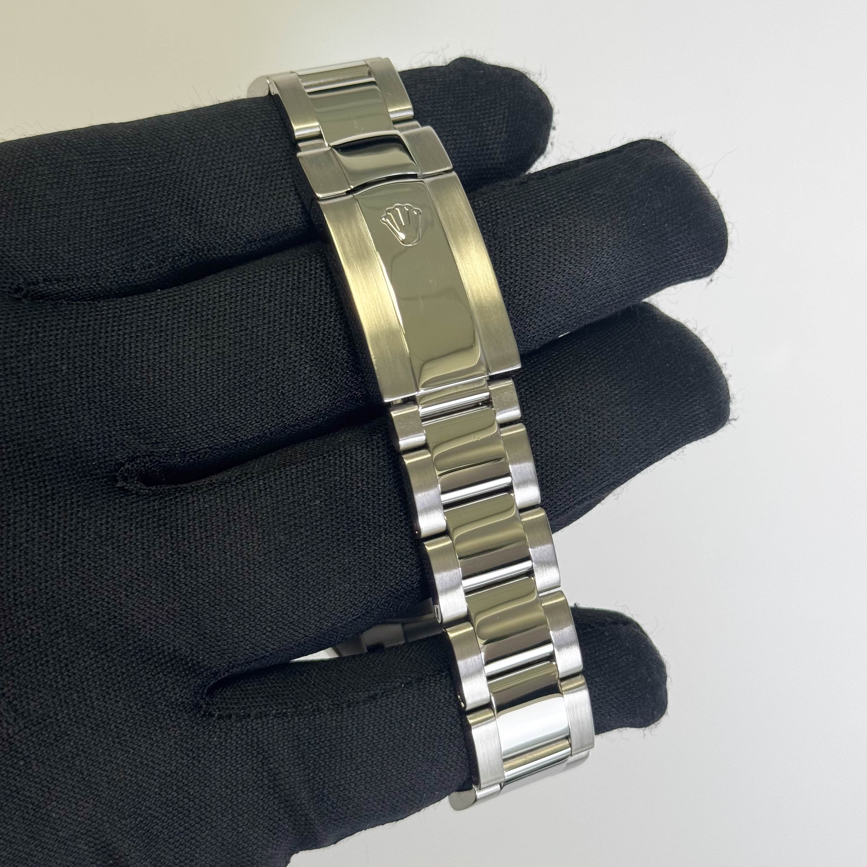 Rolex Milgauss 40mm Black Dial Watch Ref# 116400V