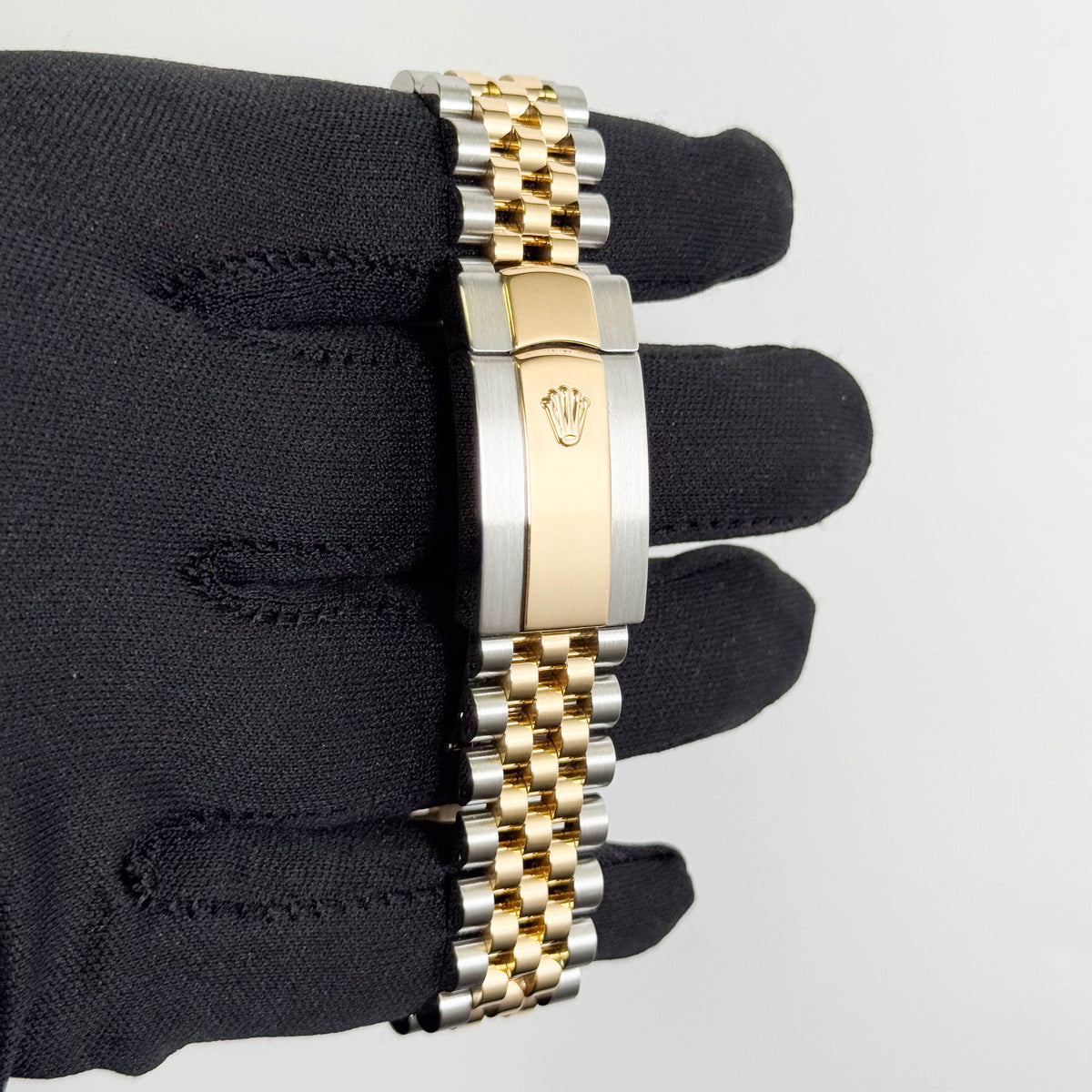 Rolex Datejust 41mm Champagne Dial Watch Ref# 126333