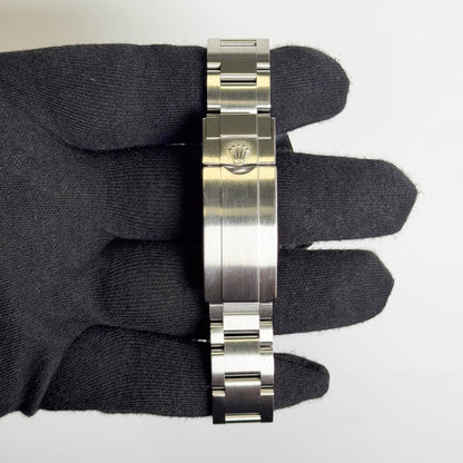 Rolex Submariner 40mm Black Dial Watch Ref# 116610