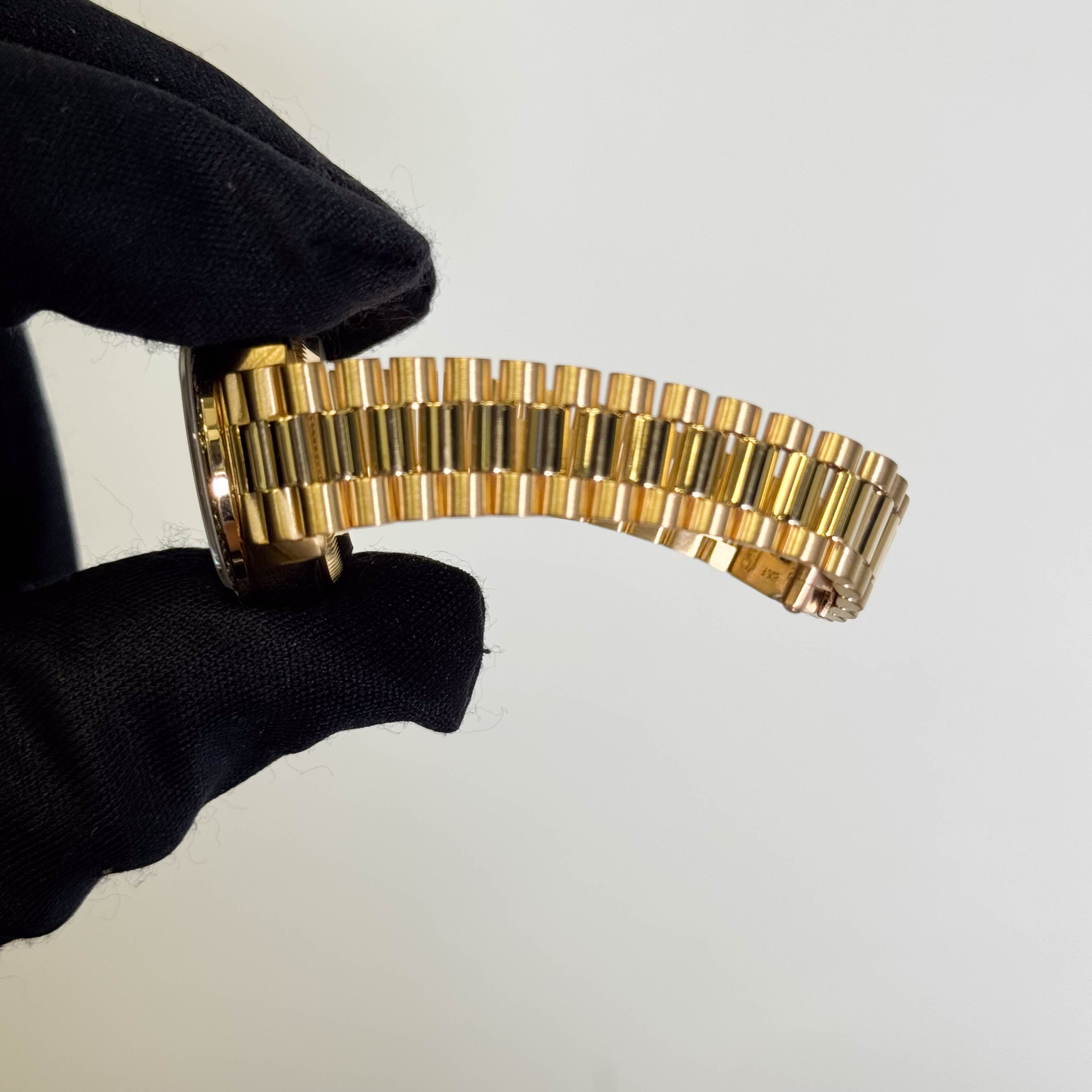 Rolex Datejust 26mm Champagne Dial Watch Ref# 69178 - Happy Jewelers Fine Jewelry Lifetime Warranty
