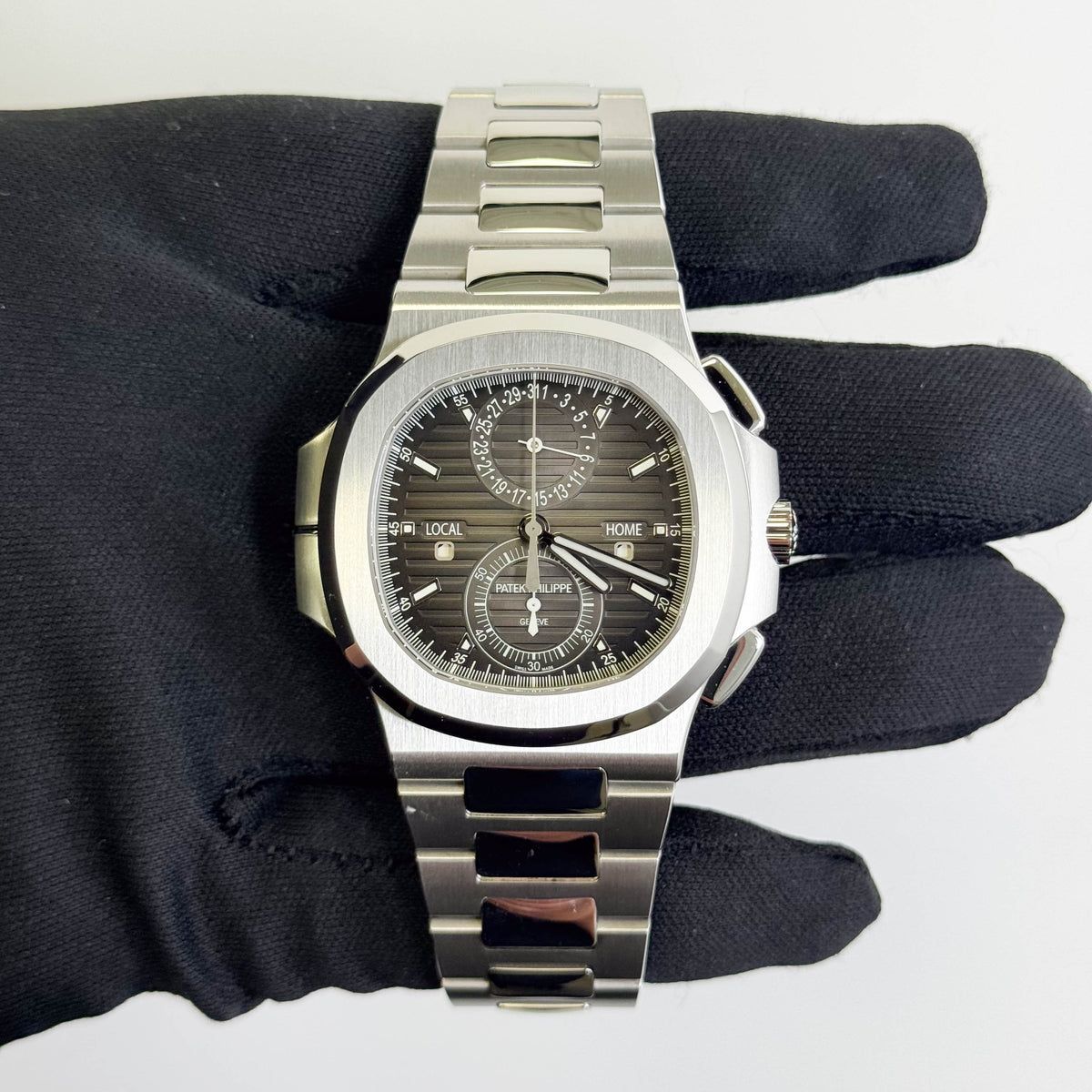 Patek Philippe Nautilus 40.5mm Grey Dial Watch Ref# 5990/1A-001
