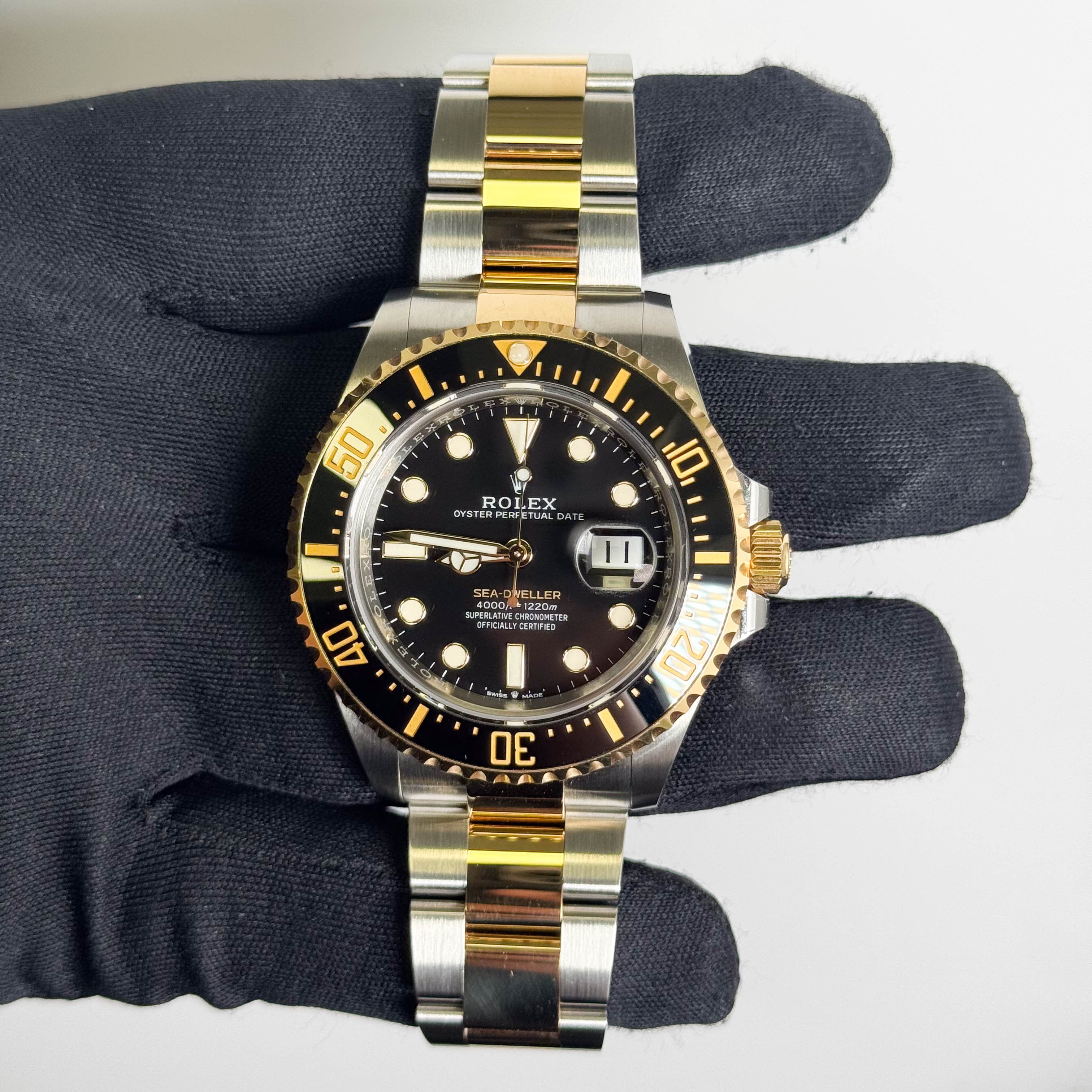 Vessel PRIME ブラック/イエロー 10型 Rolex Sea-Dweller 43mm Black Dial Watch Ref# 126603 – Happy Jewelers