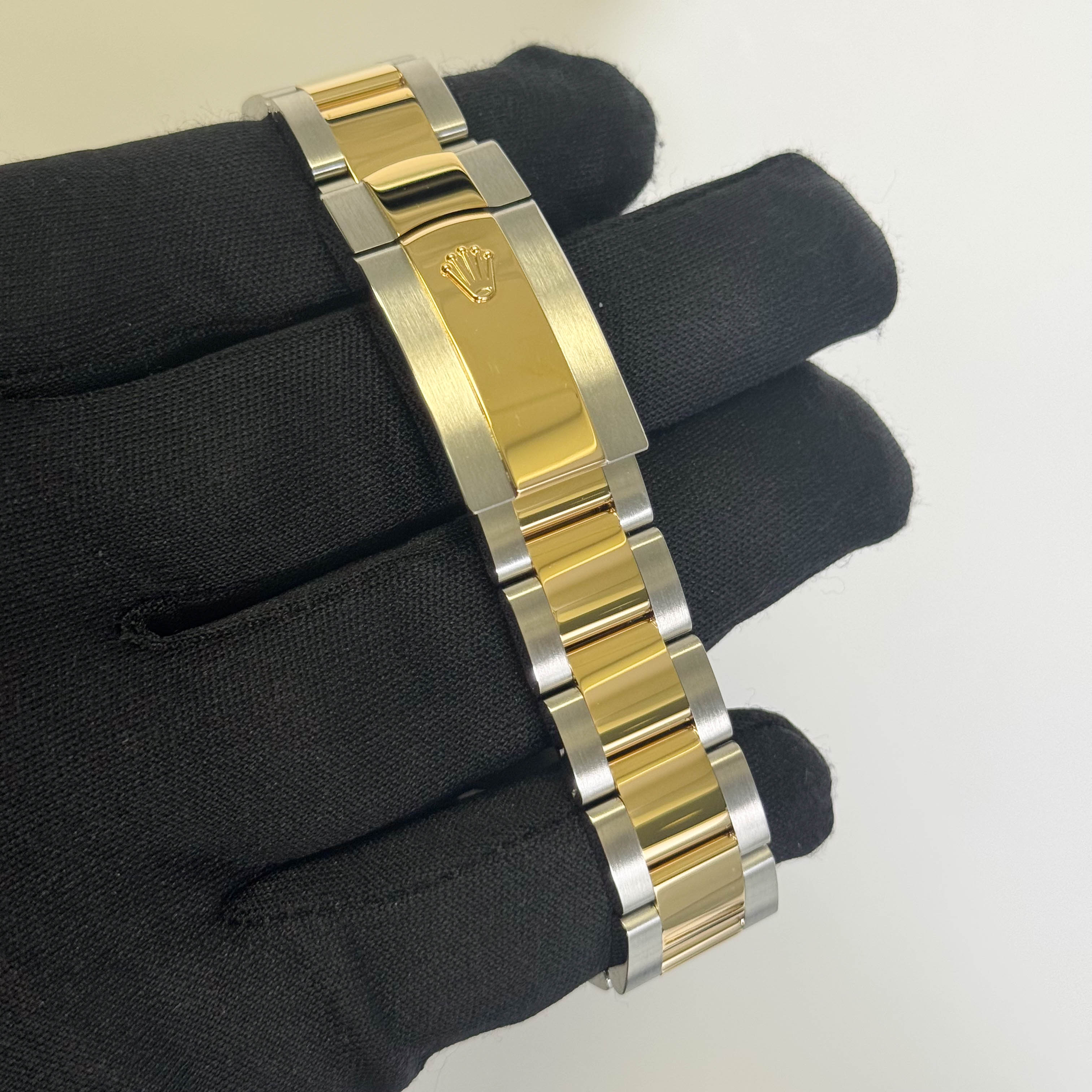 Rolex Datejust 41mm Wimbledon Dial Watch Ref# 126333