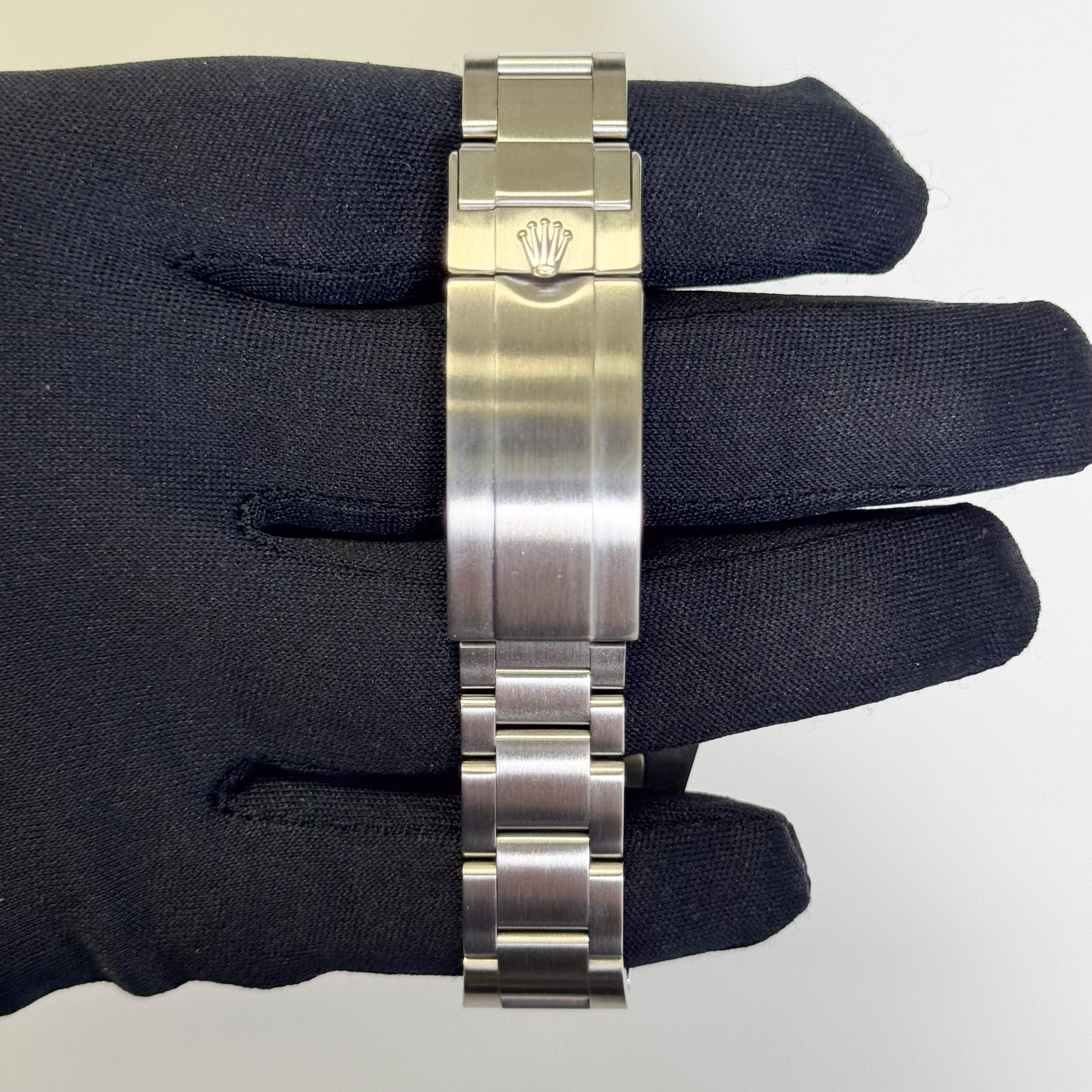 Rolex Submariner 41mm Black Dial Watch Ref# 116610LN - Happy Jewelers Fine Jewelry Lifetime Warranty