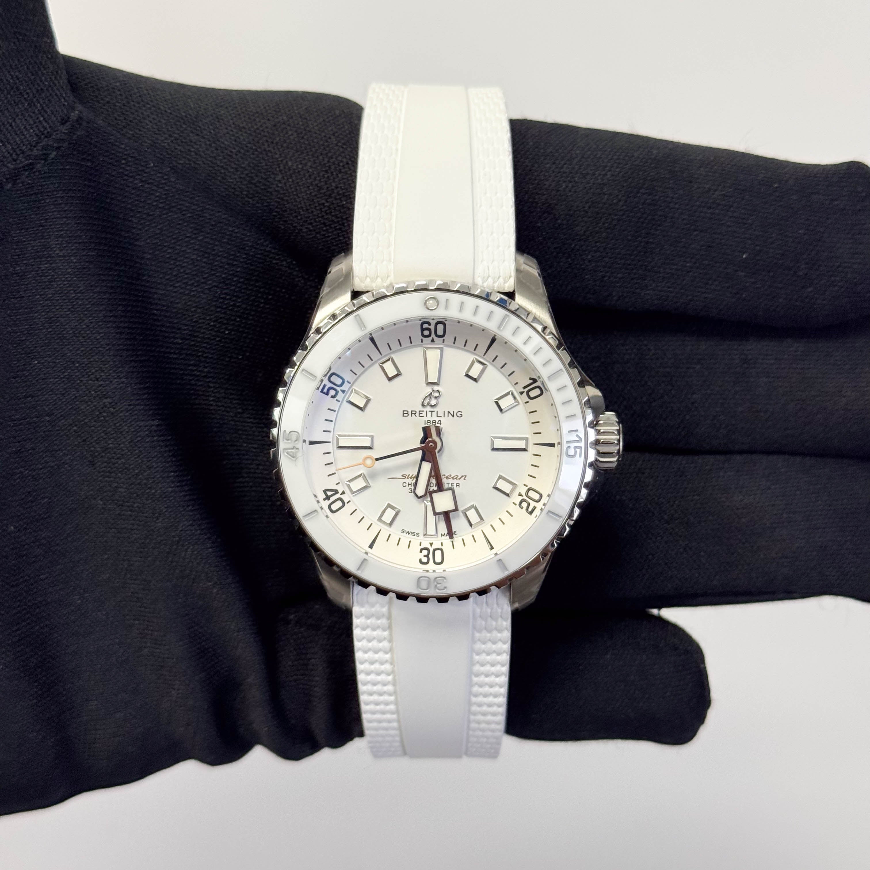 Breitling Superocean Automatic 36mm White Dial Watch Ref# A17377211A1S1