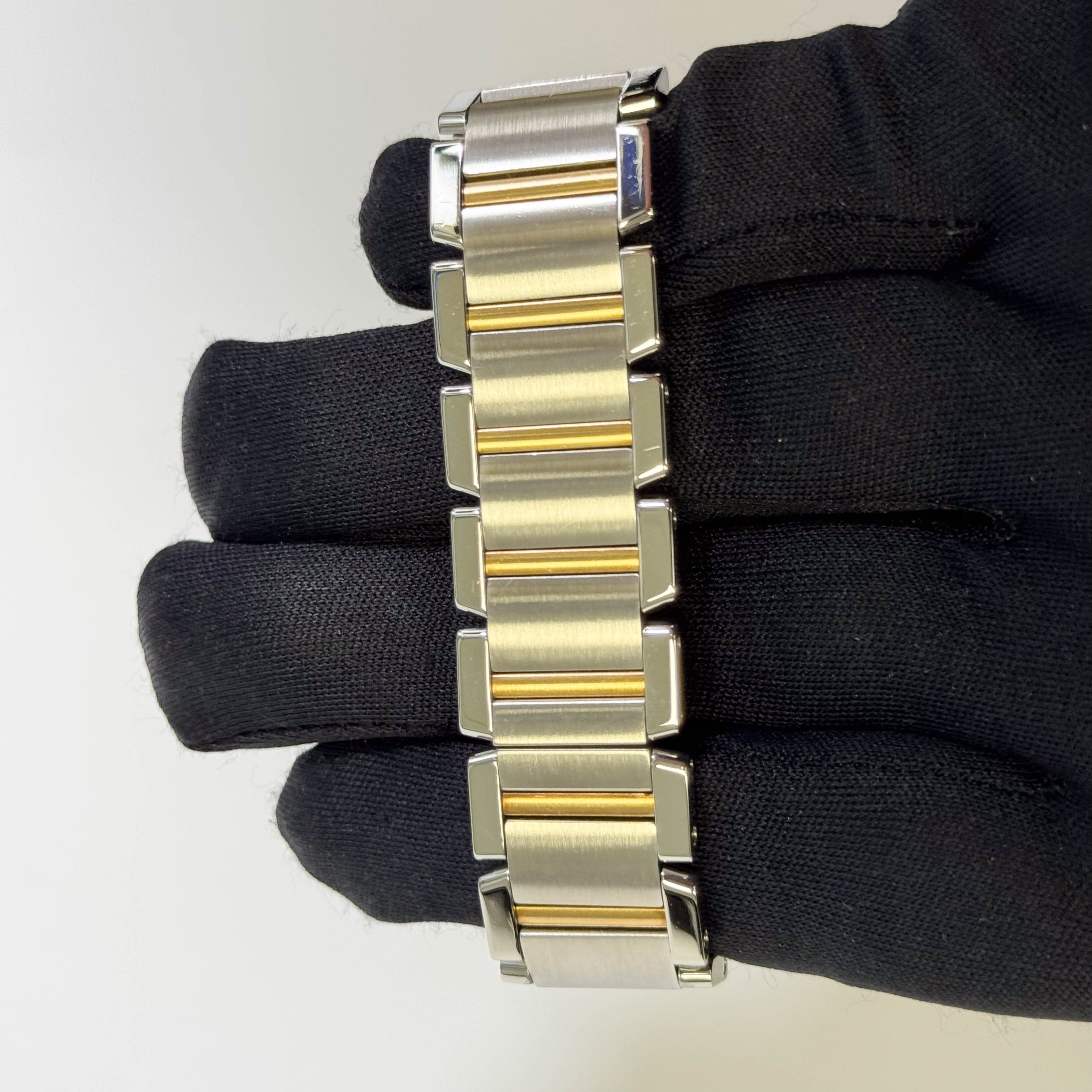 Cartier Tank Francaise 25mm Ivory Dial Ref#W51005Q4