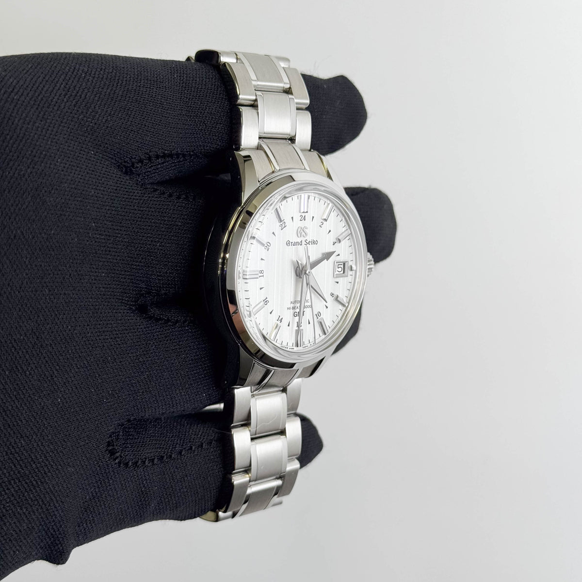 Grand Seiko Hi-Beat 36000 GMT White "Yukigesho" Dial Watch Ref# SBGJ271
