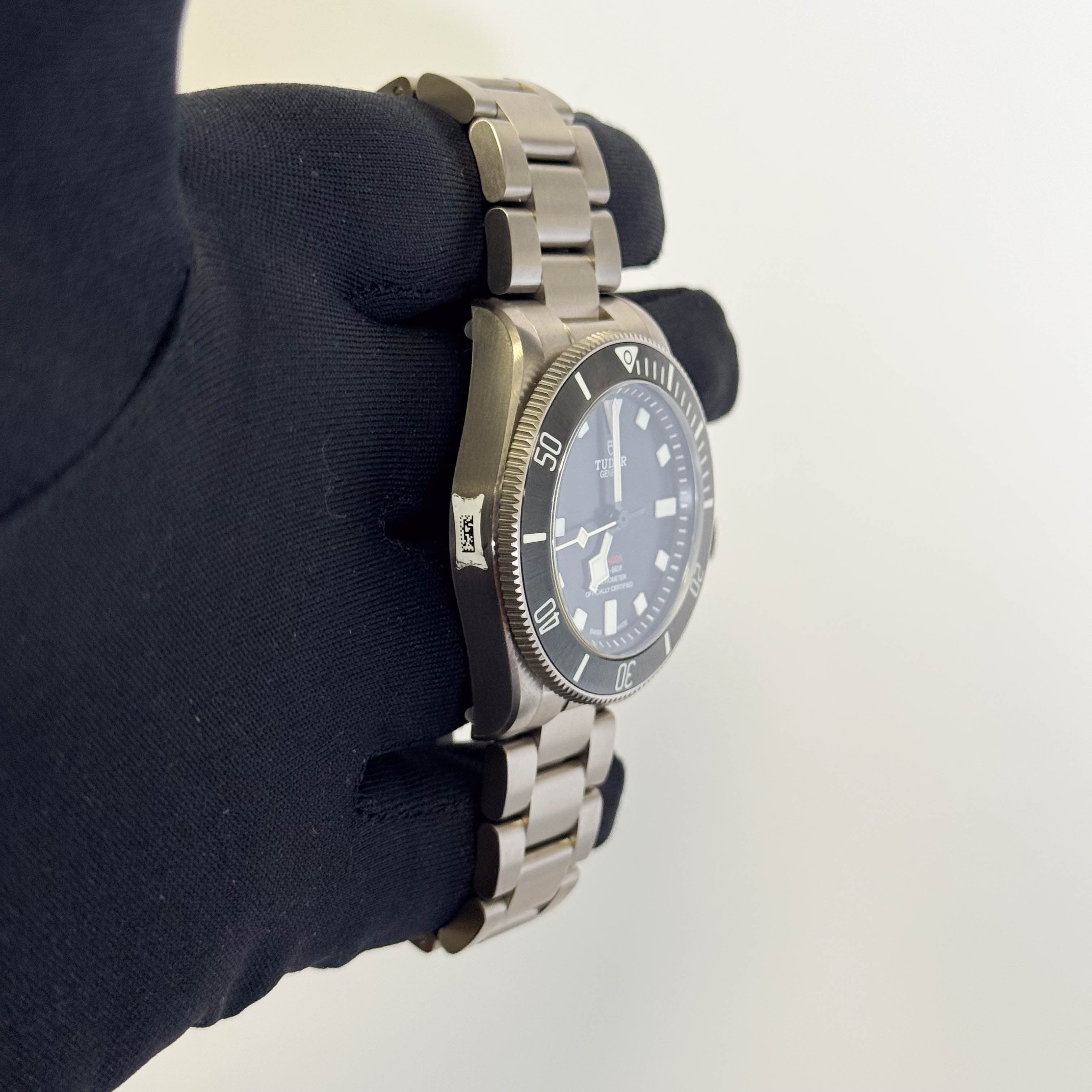 Tudor Pelagos 39mm Black Dial Watch Ref# 25407N - Happy Jewelers Fine Jewelry Lifetime Warranty