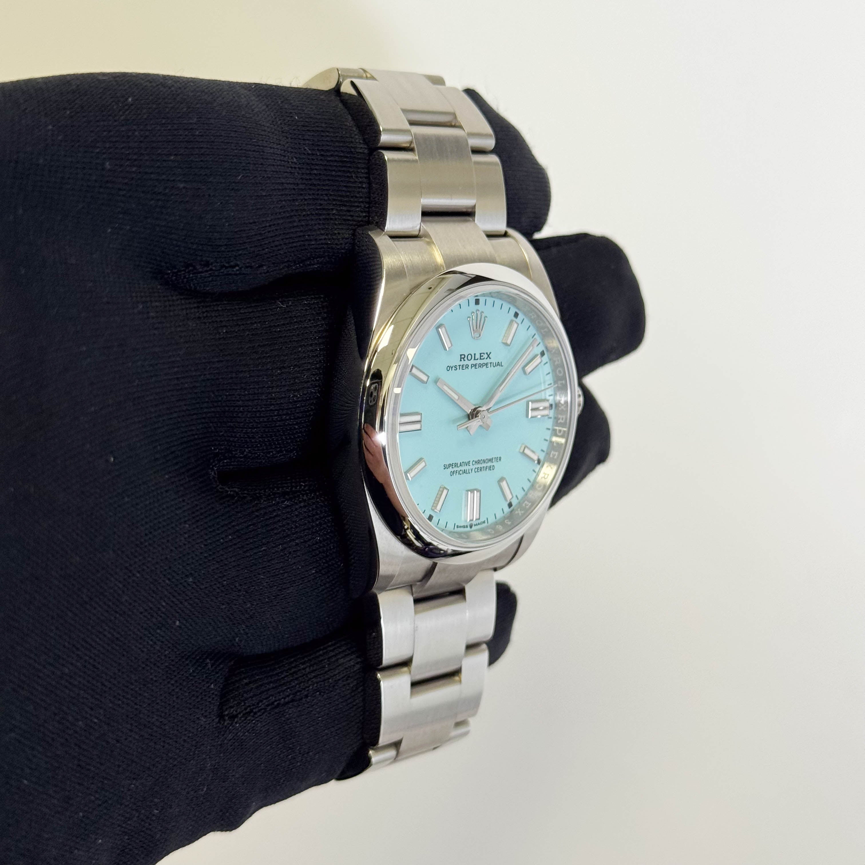 RXW SOLID PERPETUAL DATEⅡ／TIFFANY DIAL！ Rolex Oyster Perpetual 36mm Tiffany Dial Watch Ref# 126000 – Happy