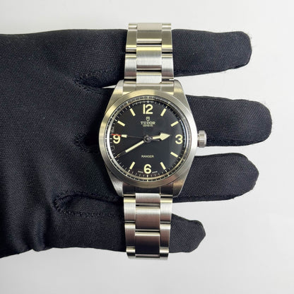 Tudor Ranger 39mm Black Dial Watch Ref# 79950