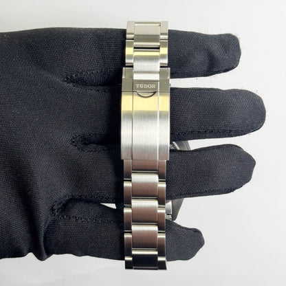 Tudor Ranger 39mm Black Dial Watch Ref# 79950