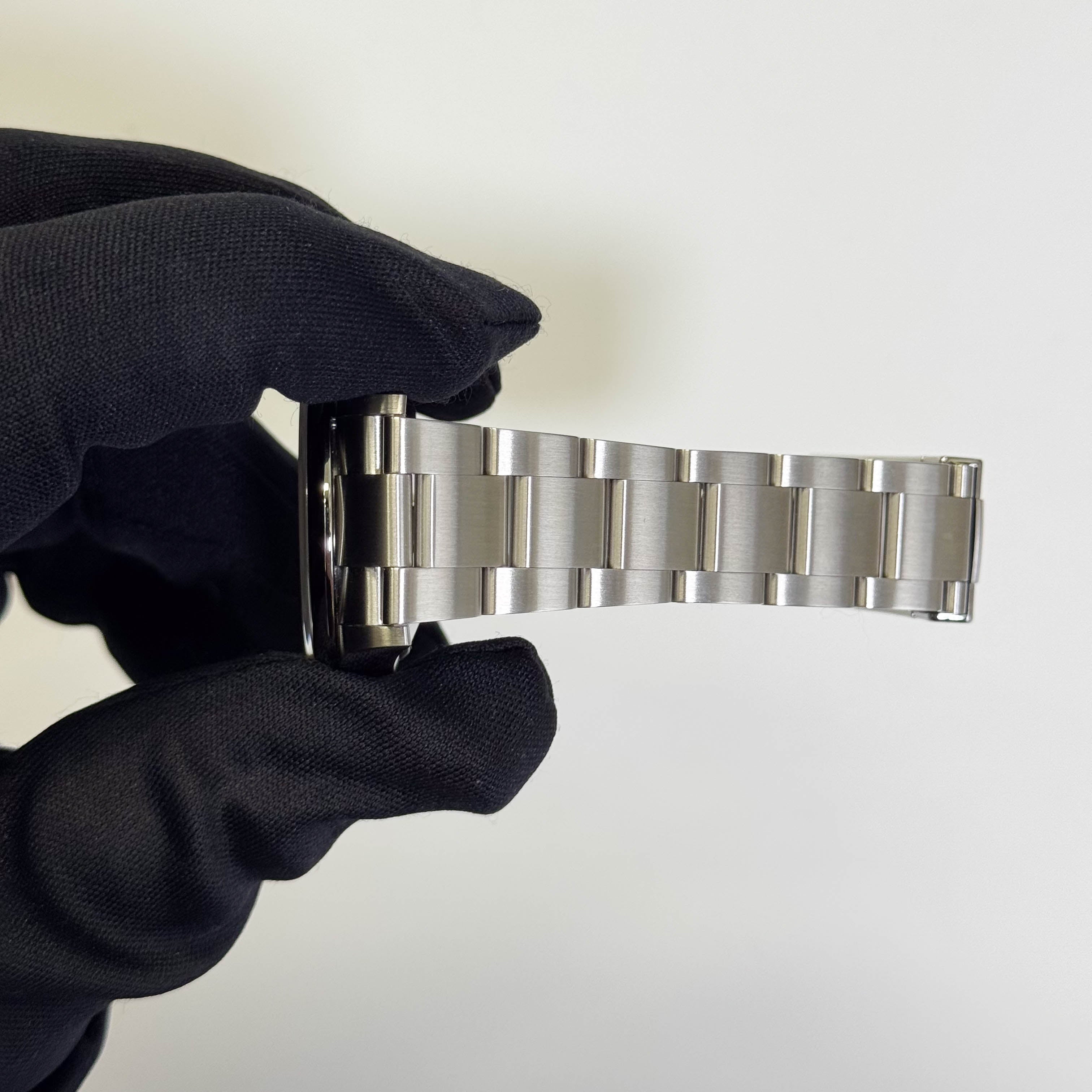 Rolex Oyster Perpetual 36mm Turquoise Blue Dial Watch Ref# 126000 - Happy Jewelers Fine Jewelry Lifetime Warranty