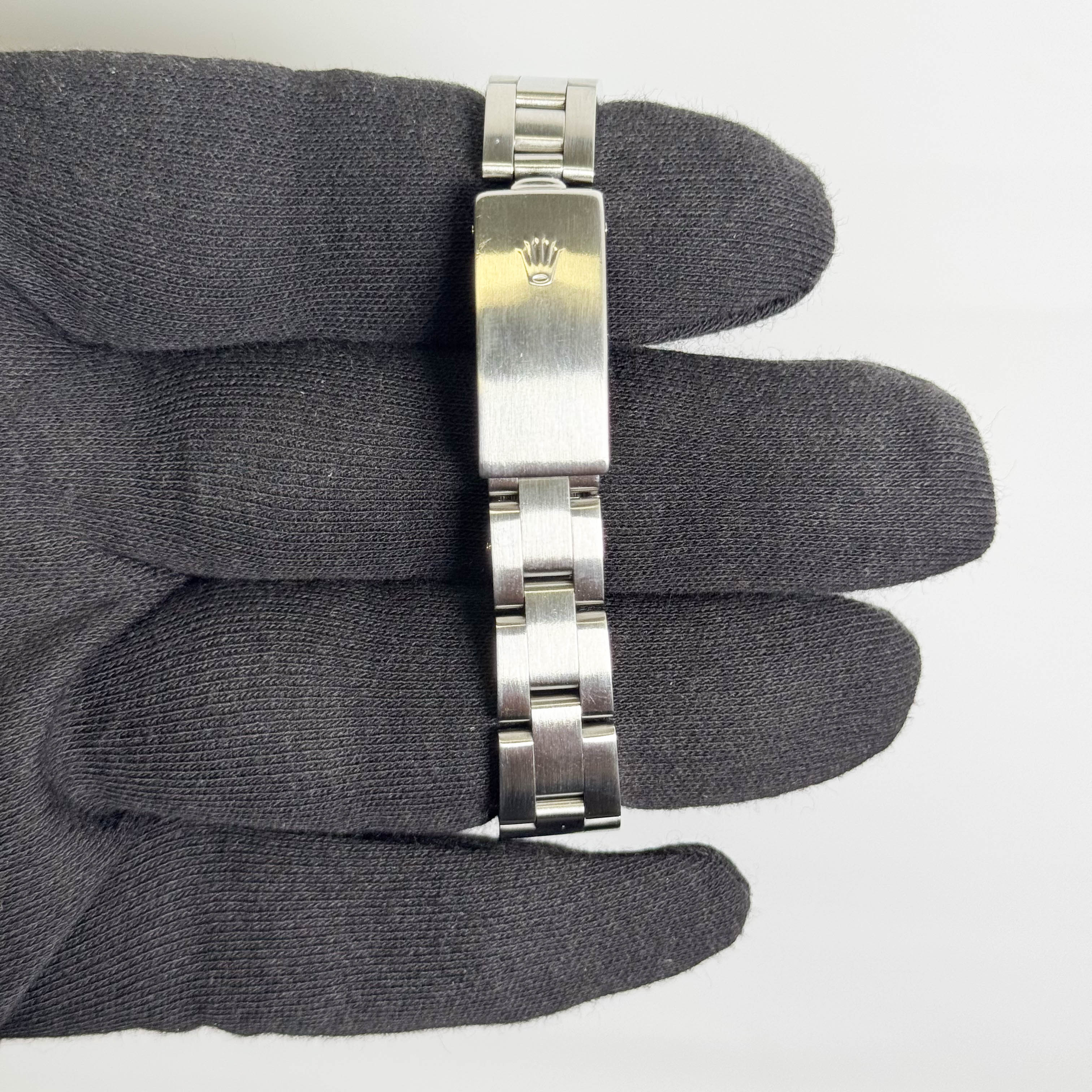 Rolex Oyster Perpetual 26mm Silver Dial Watch Ref# 69190