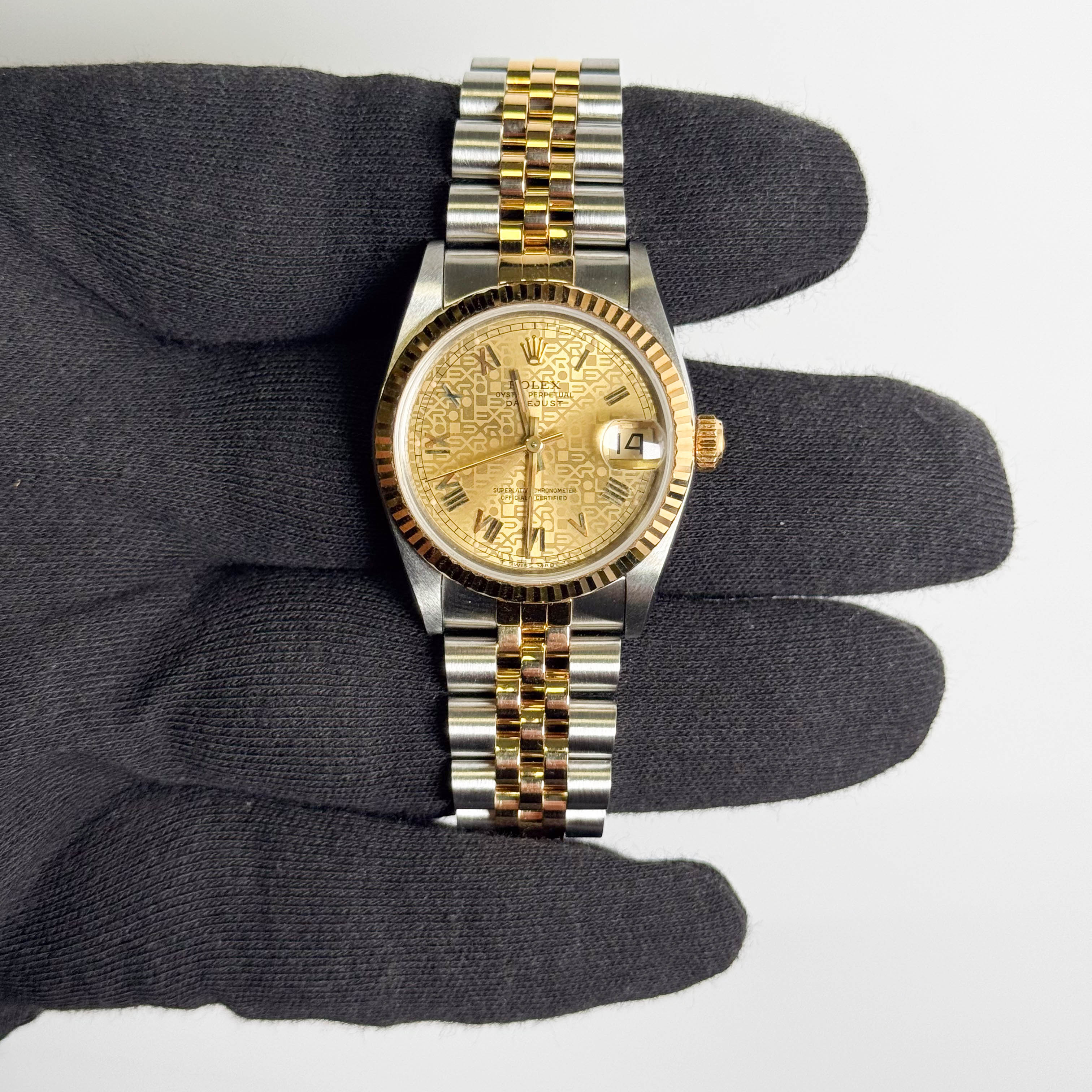 Rolex Datejust 31mm Champagne Dial Watch Ref# 68273