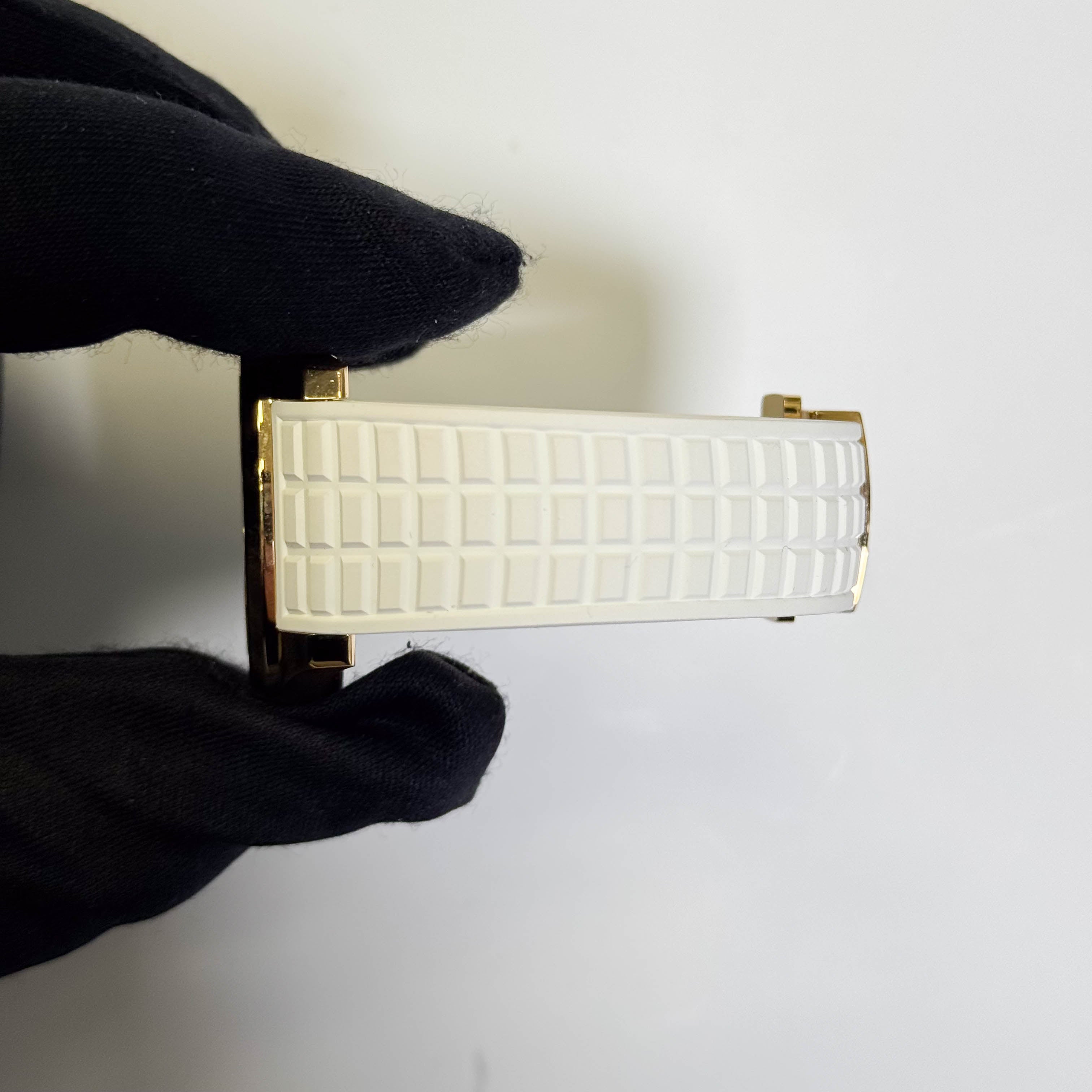 Patek Philippe Aquanaut 38.8mm White Dial Watch Ref# 5268/200R-001 - Happy Jewelers Fine Jewelry Lifetime Warranty