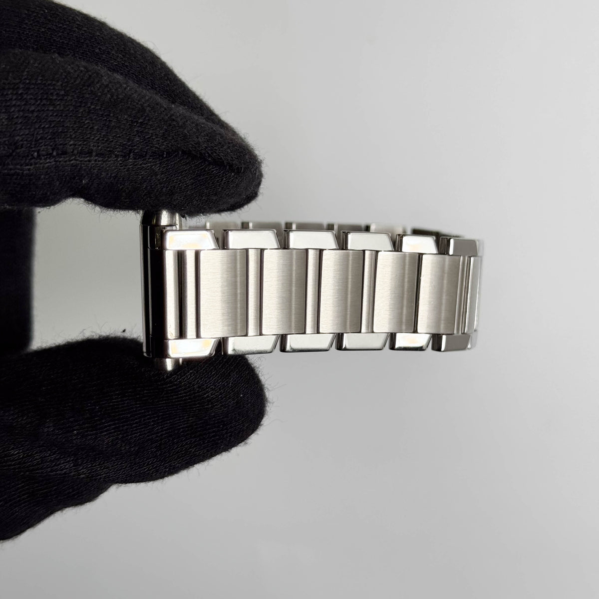 Cartier Tank Française Stainless Steel 28mm White Dial Watch Ref# W51002Q3