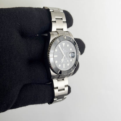 Rolex Submariner 40mm Black Dial Watch Ref# 116610LN