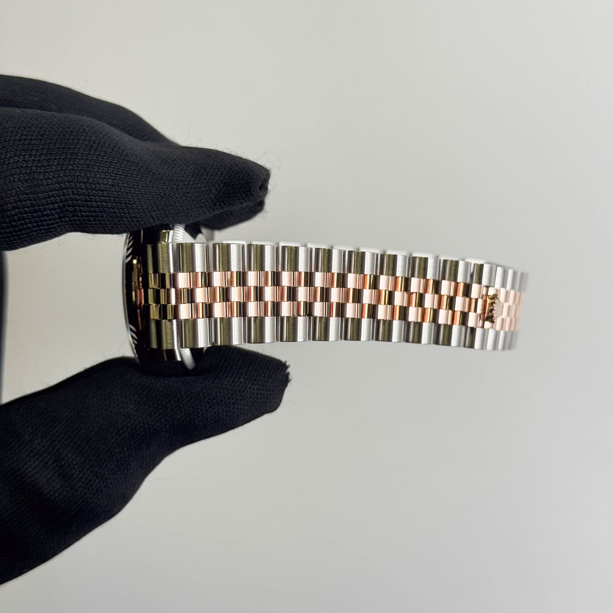 Rolex Datejust 31mm MOP Diamond Dial Watch Ref# 278271