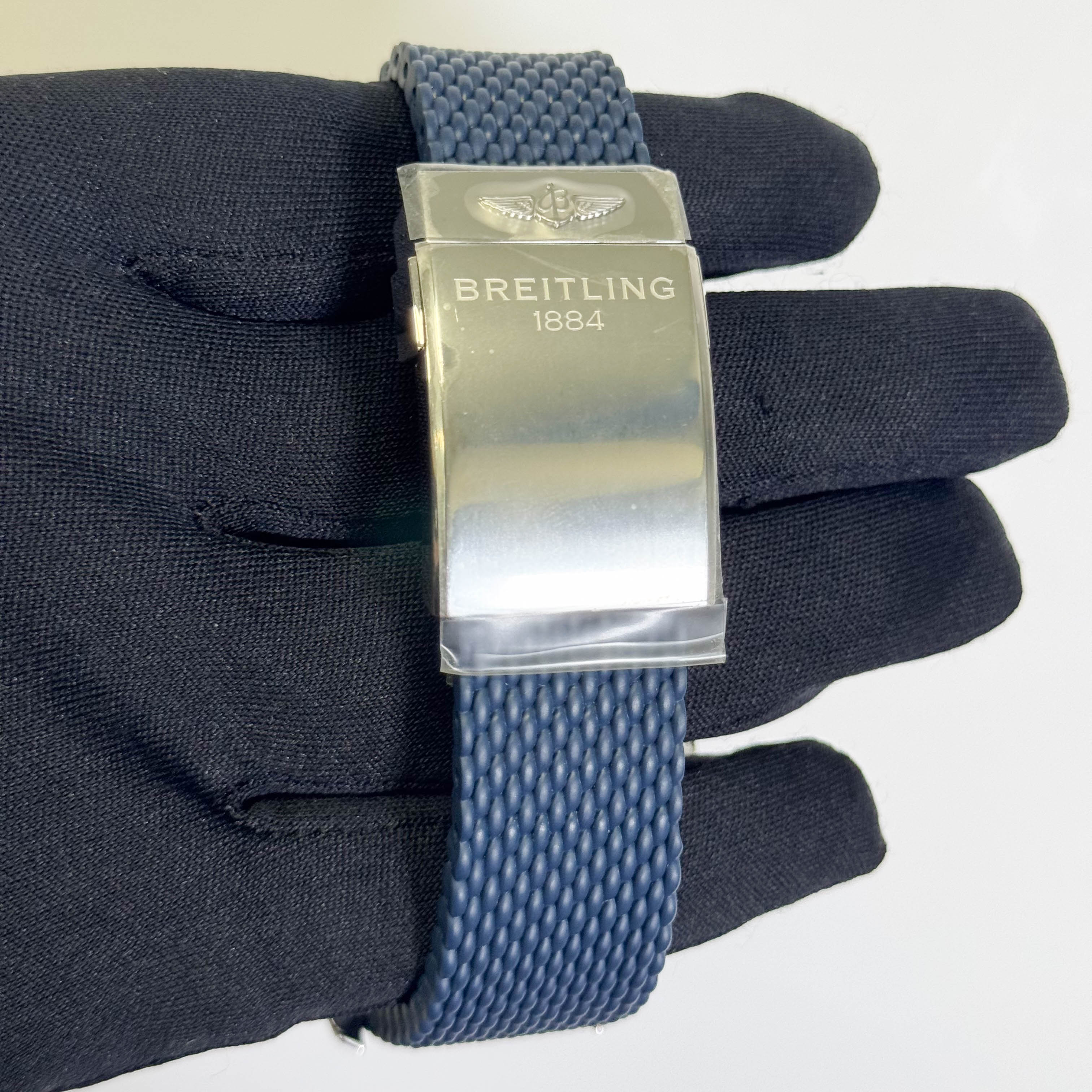 Breitling Superocean Heritage B20 Automatic 46mm Blue Dial Watch Ref# AB2020161C1S1