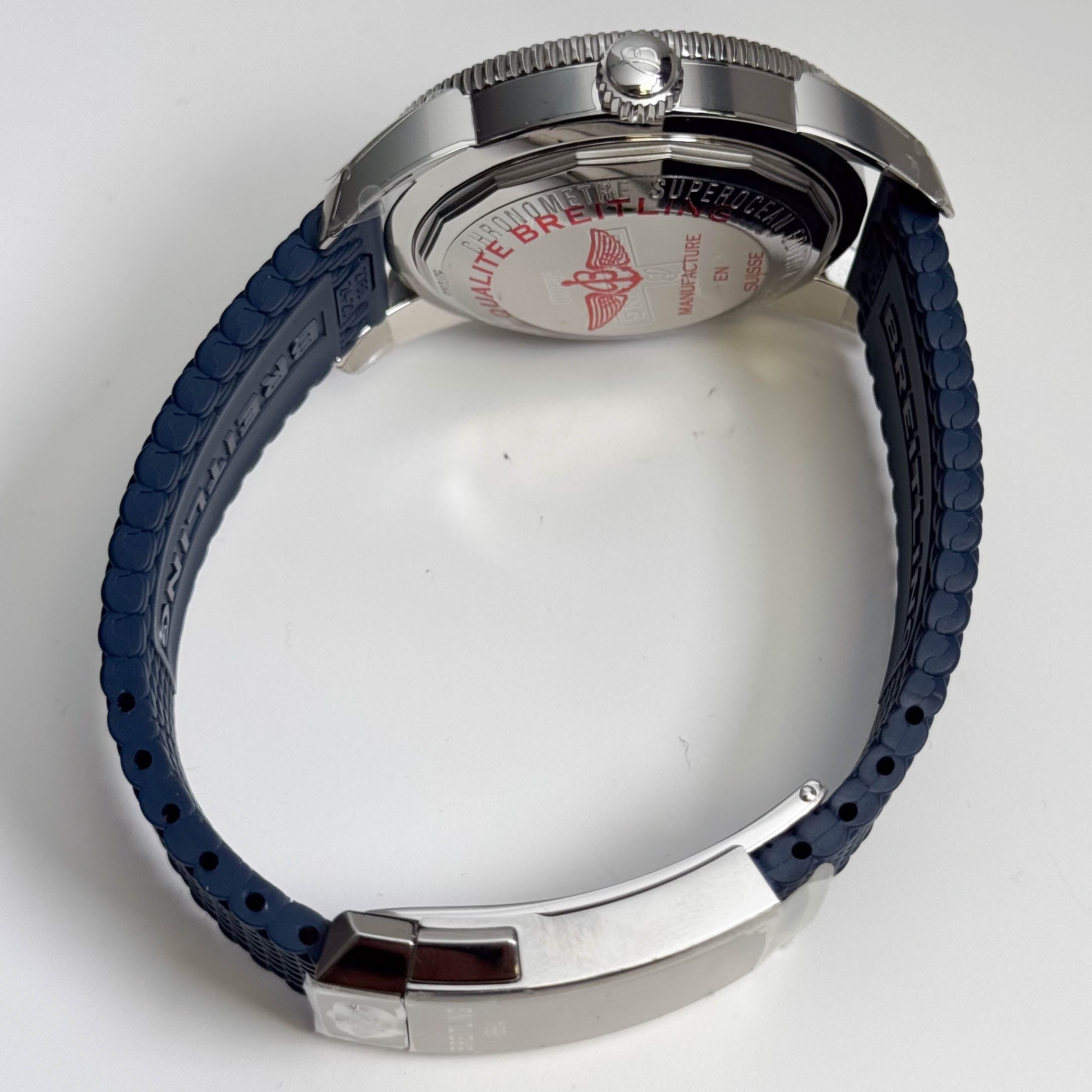 Breitling Superocean Heritage B20 Automatic 46mm Blue Dial Watch Ref# AB2020161C1S1