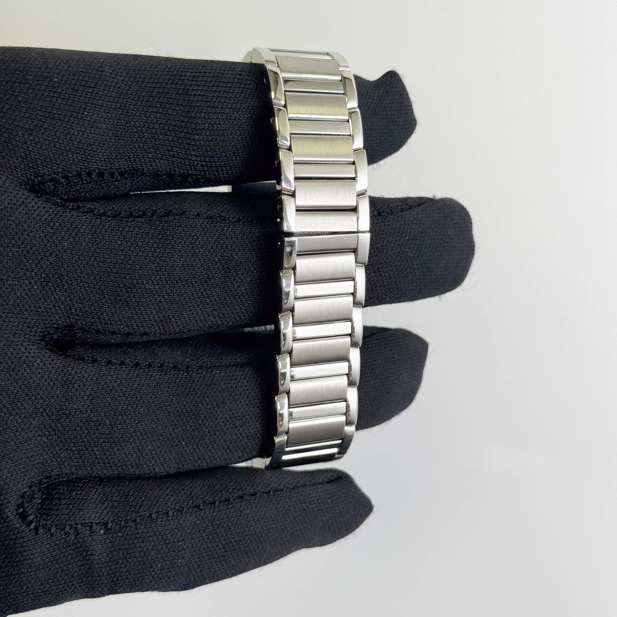 Cartier Tank Française Small 25.7mm x 21.2mm Silver Roman Dial Watch Ref# W4TA0020