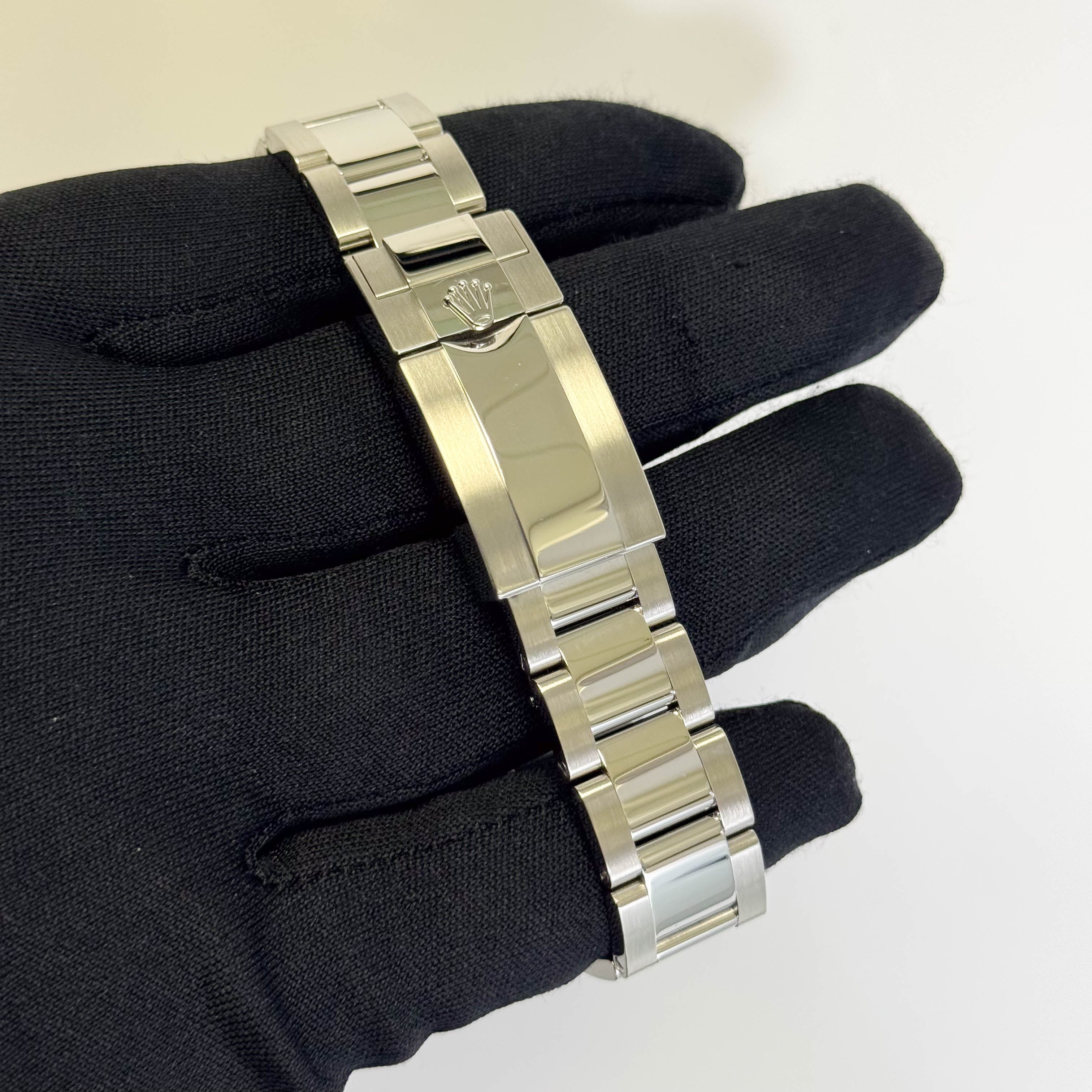 Rolex Daytona 40mm Black Dial Watch Ref# 116500LN