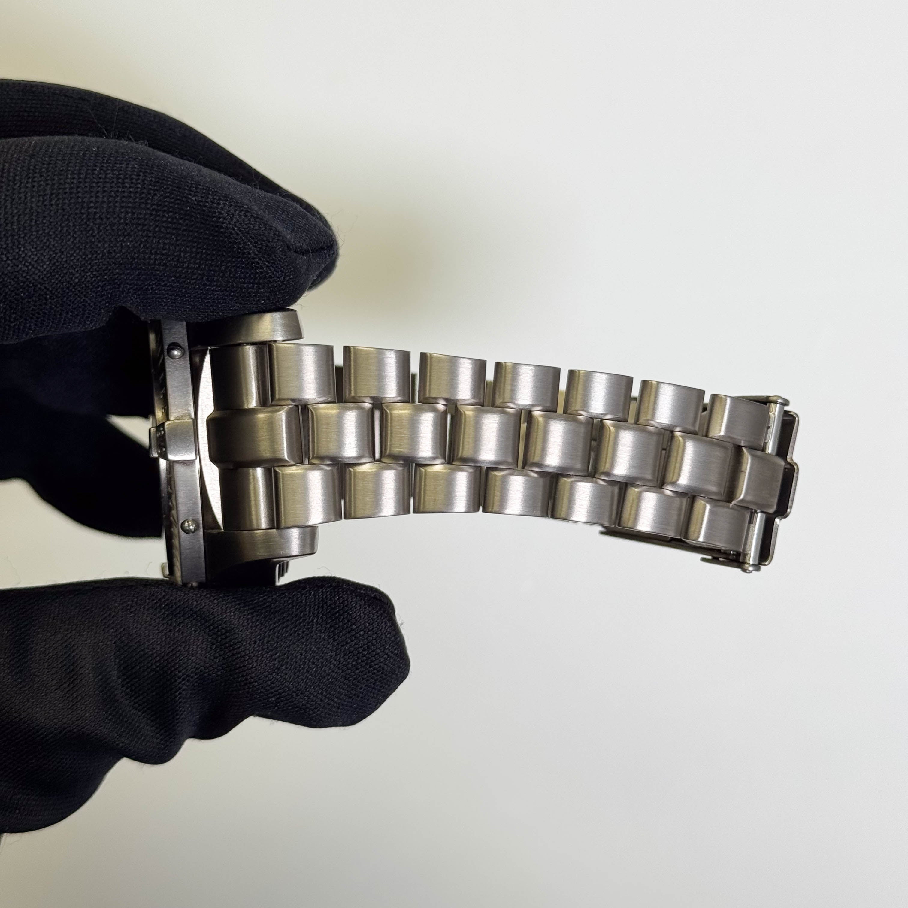 Breiting Avenger 44mm Black Dial Watch Ref# E13360 - Happy Jewelers Fine Jewelry Lifetime Warranty