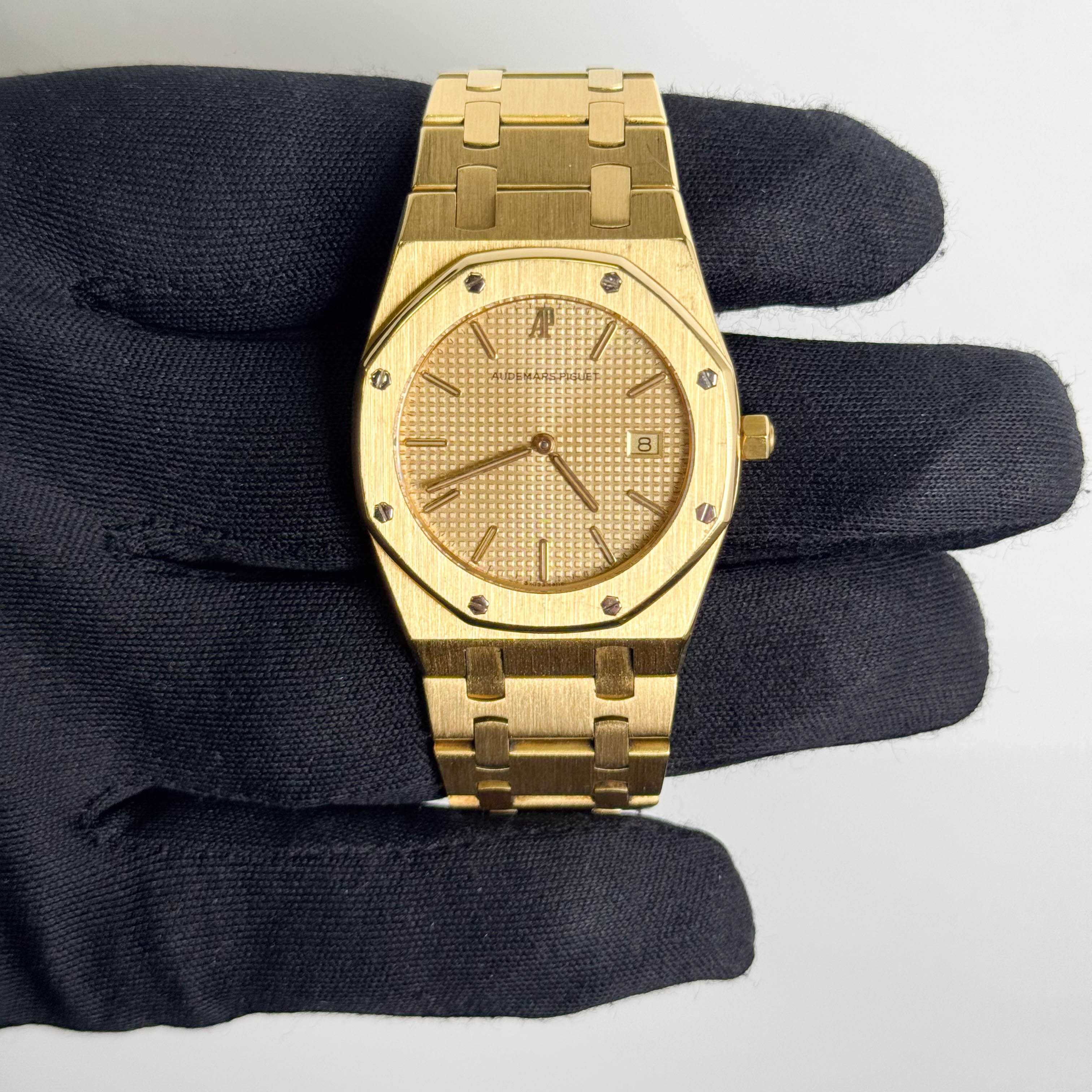 Audemars Piguet Royal Oak 33mm Champagne Dial Watch Ref# 56175BA
