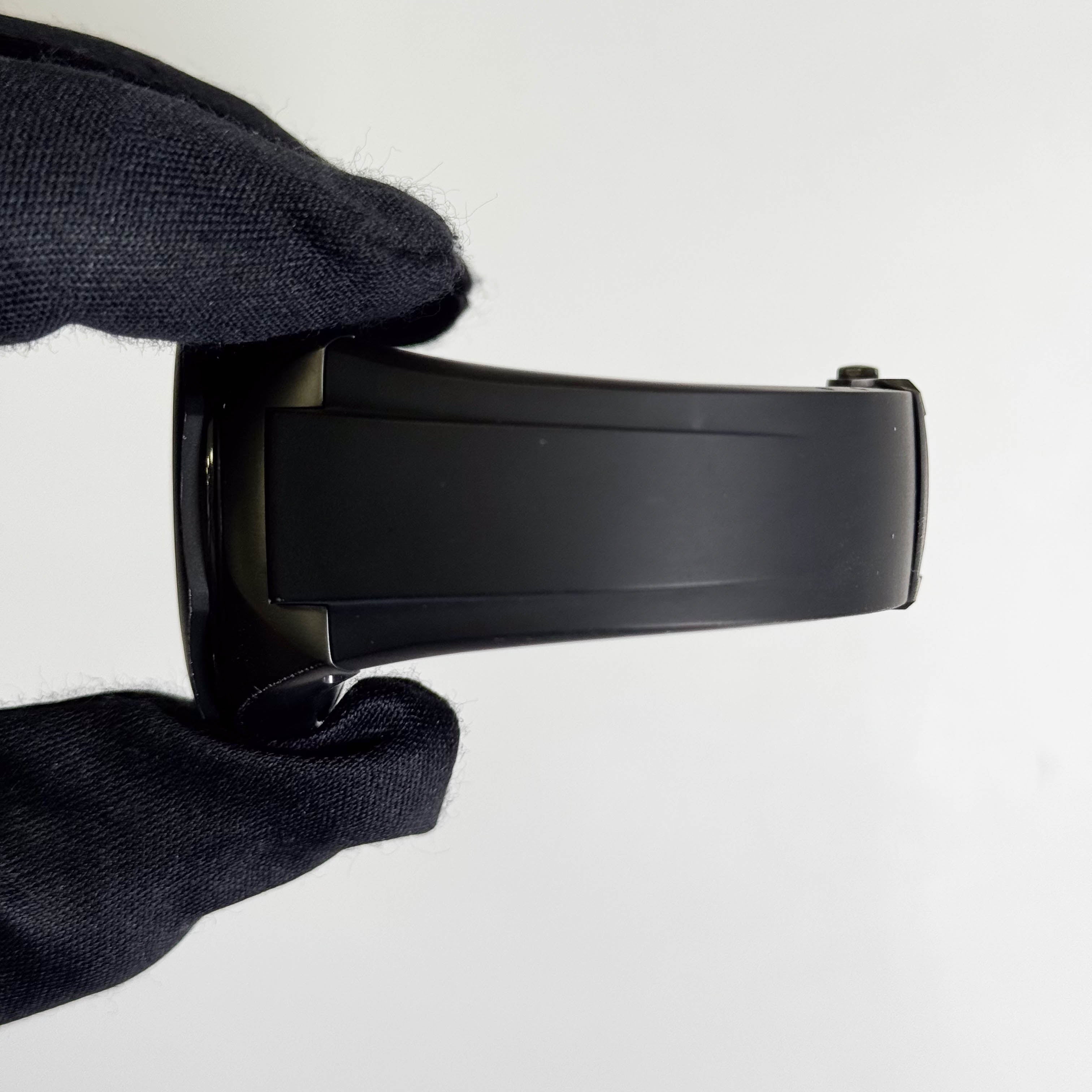 Girard-Perregaux Laureato BMW Oracale Racing Flyback Edition 46mm Black Dial Watch Ref# 80175 - Happy Jewelers Fine Jewelry Lifetime Warranty