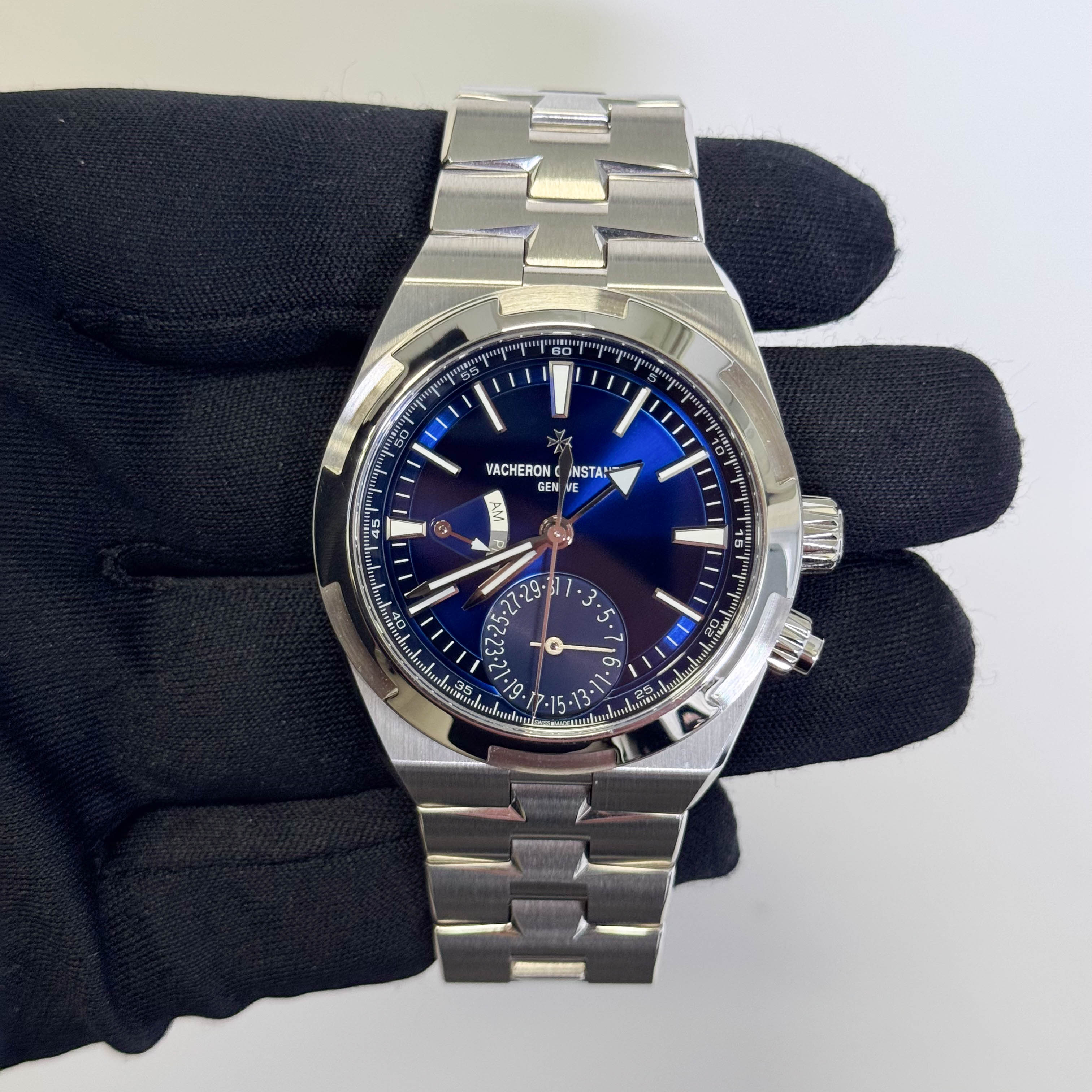 Vacheron Constantin Overseas Dual Time 41mm Blue Stick Dial Watch Ref# 7900V/110A-B334 - Happy Jewelers Fine Jewelry Lifetime Warranty