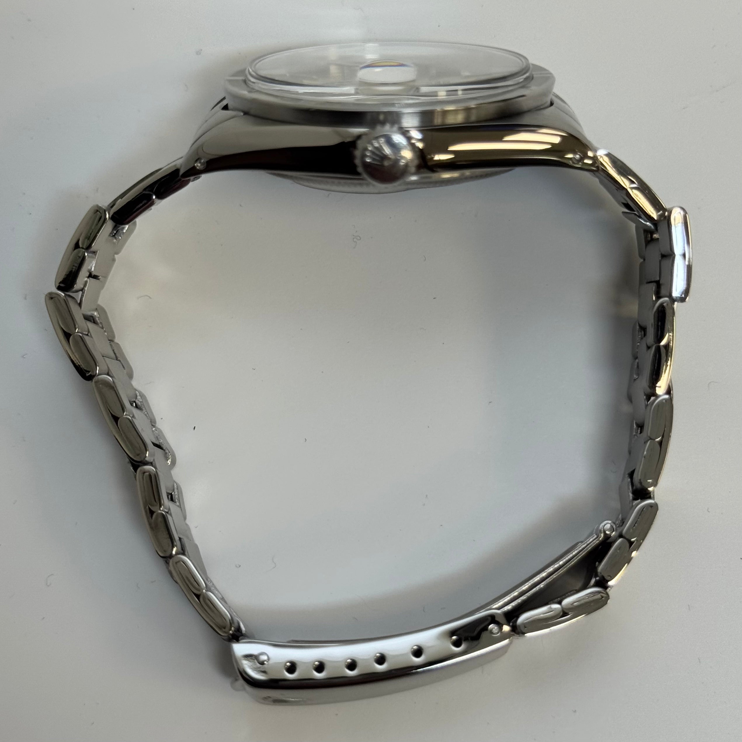 Rolex Oyster Perpetual 34mm Silver Dial Watch Ref# 1501 - Happy Jewelers Fine Jewelry Lifetime Warranty