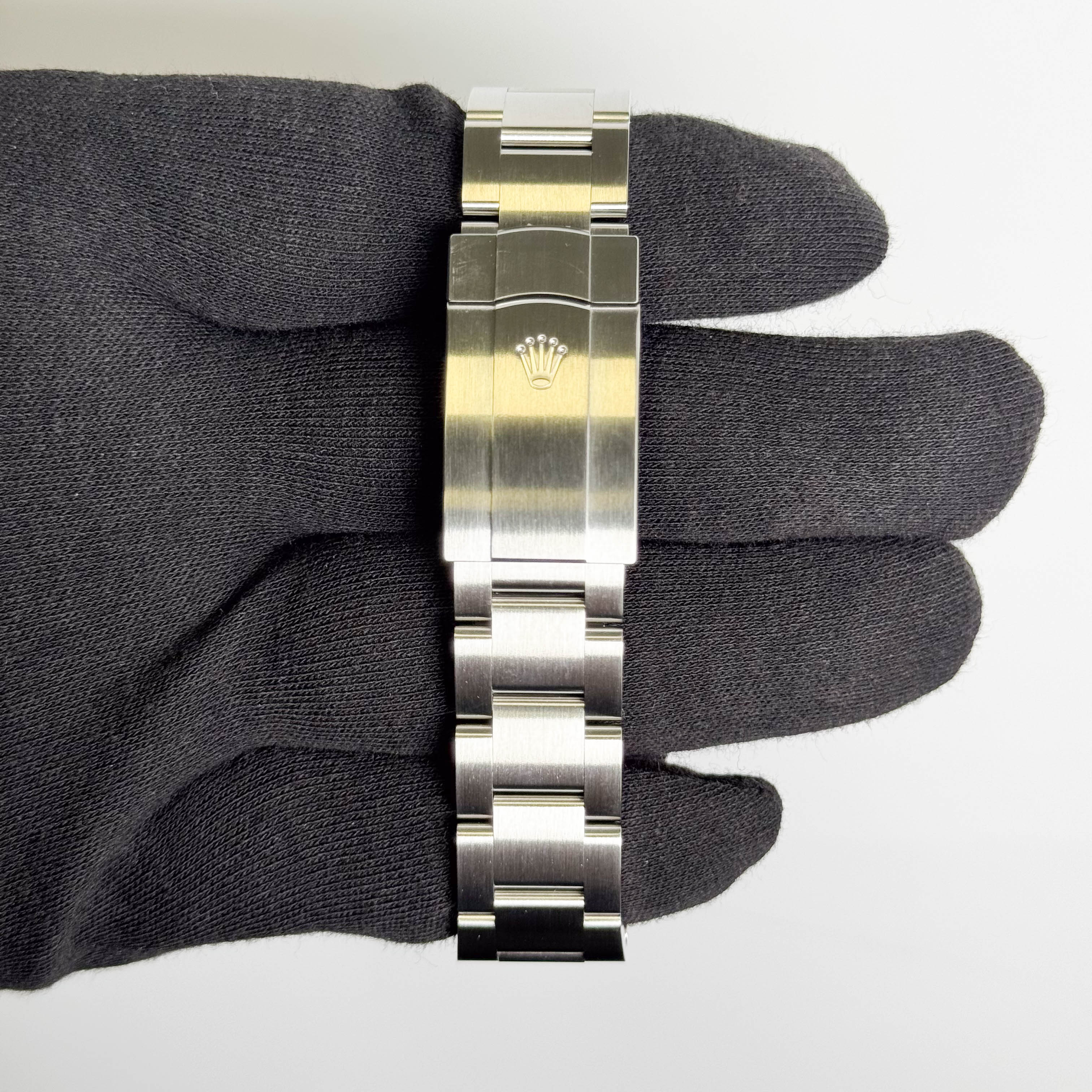 Rolex Oyster Perpetual 41mm Green Dial Watch Ref# 134300