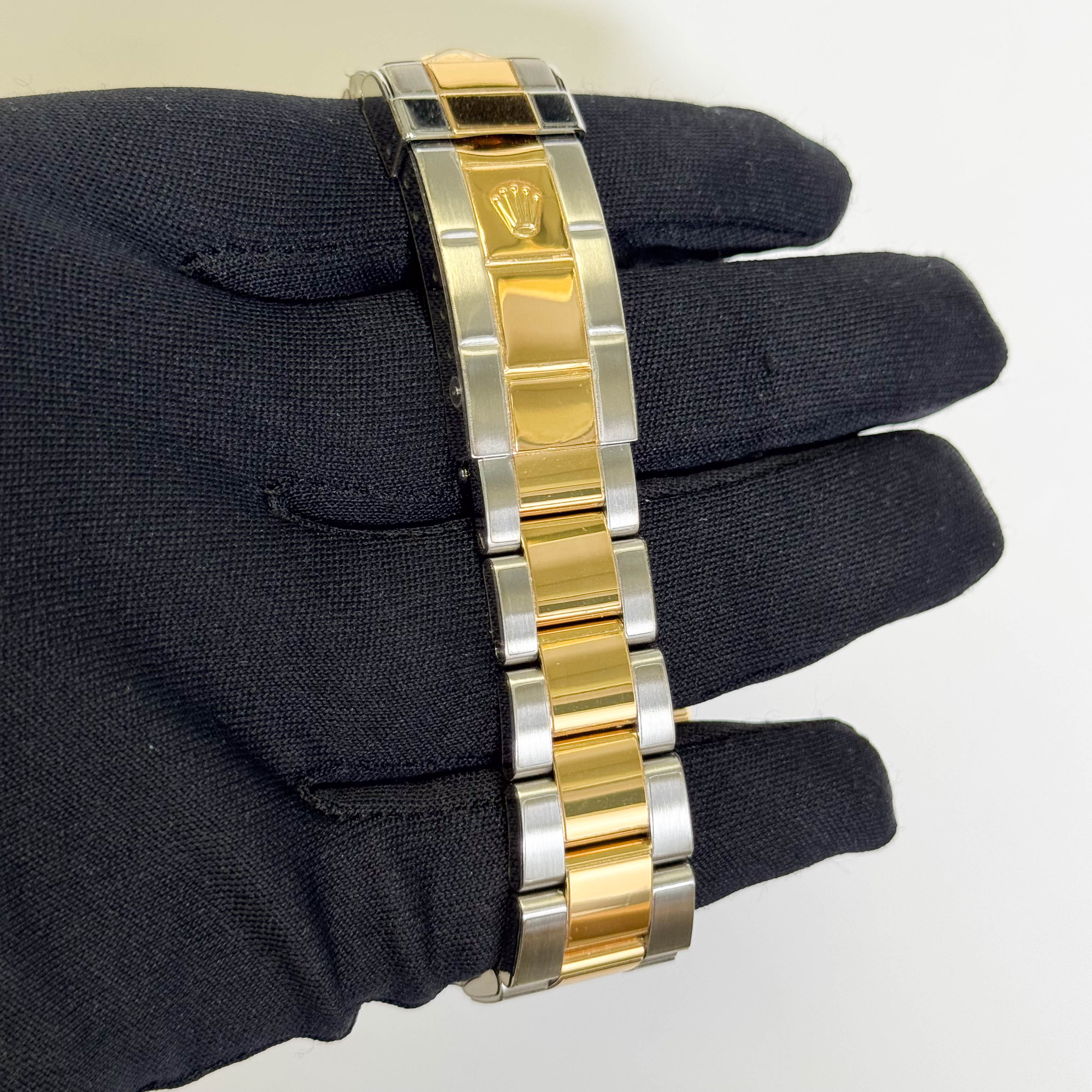 Rolex Submariner 40mm Champagne Dial Watch Ref# 16613