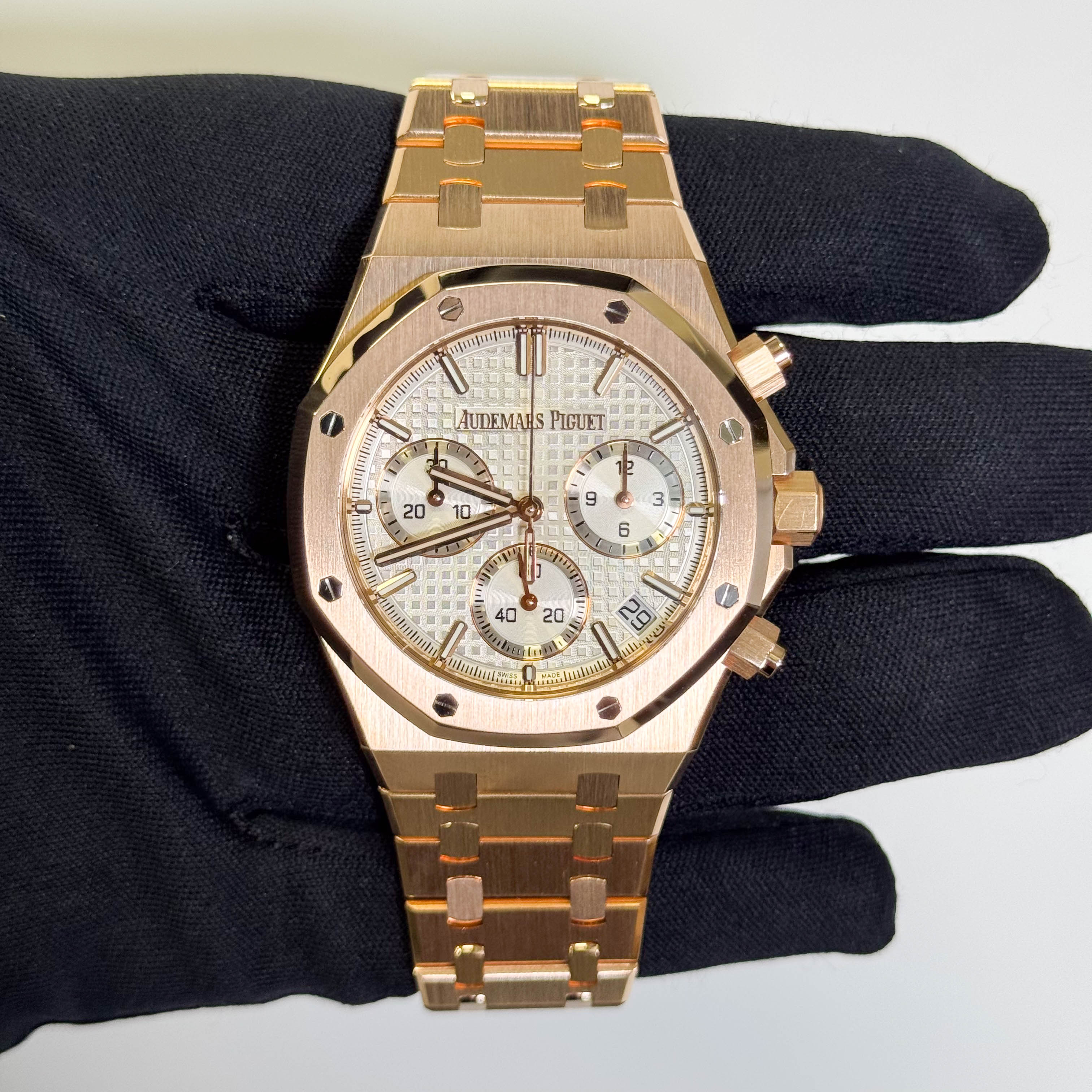 Audemars Piguet Royal Oak Offshore 41mm Silver Dial Watch Ref# 26240OR.OO.1320OR.07