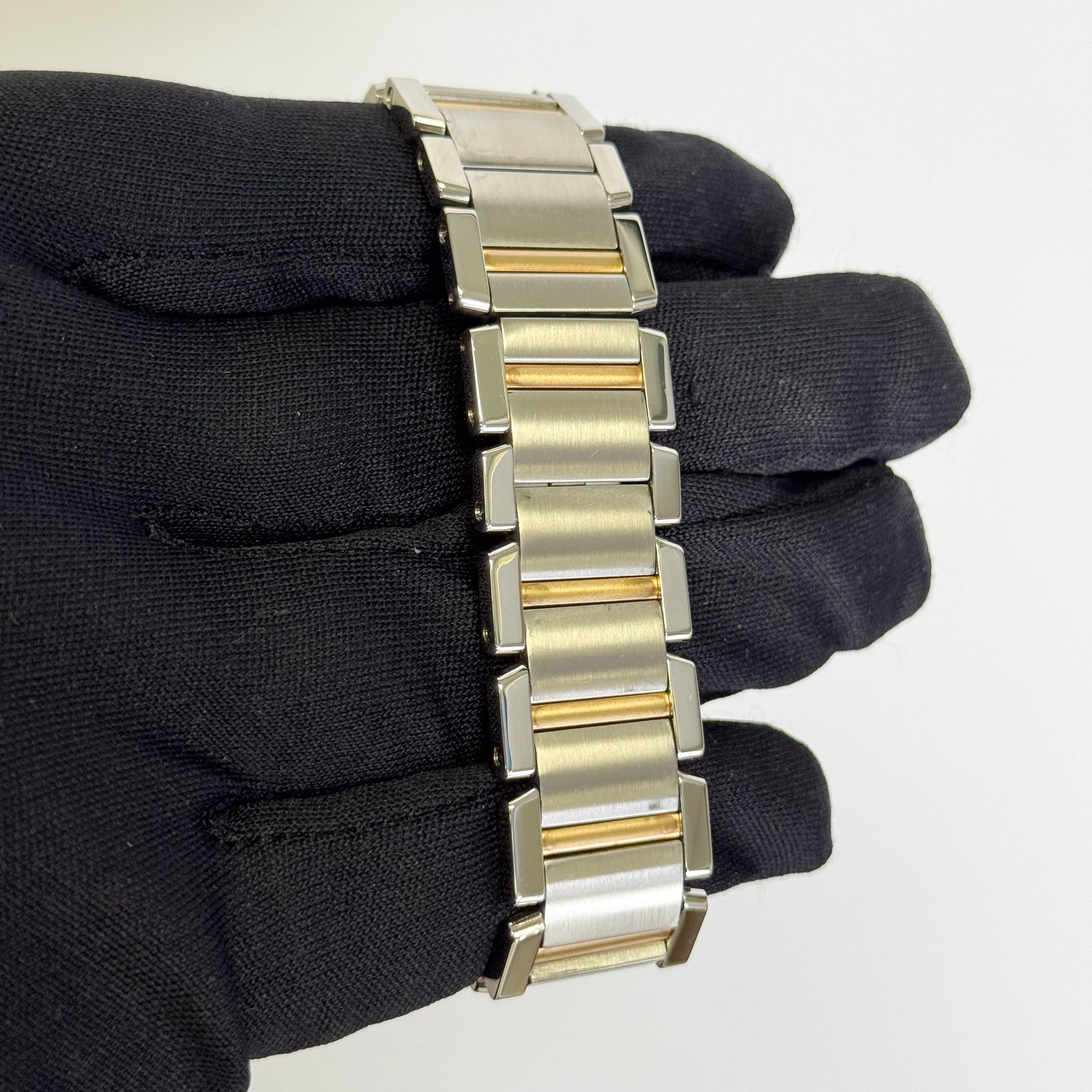 Cartier Tank Francaise 25mm Ivory Dial Ref#W51005Q4