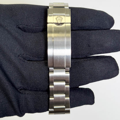 Rolex Submariner 40mm Black Dial Watch Ref# 116610LN