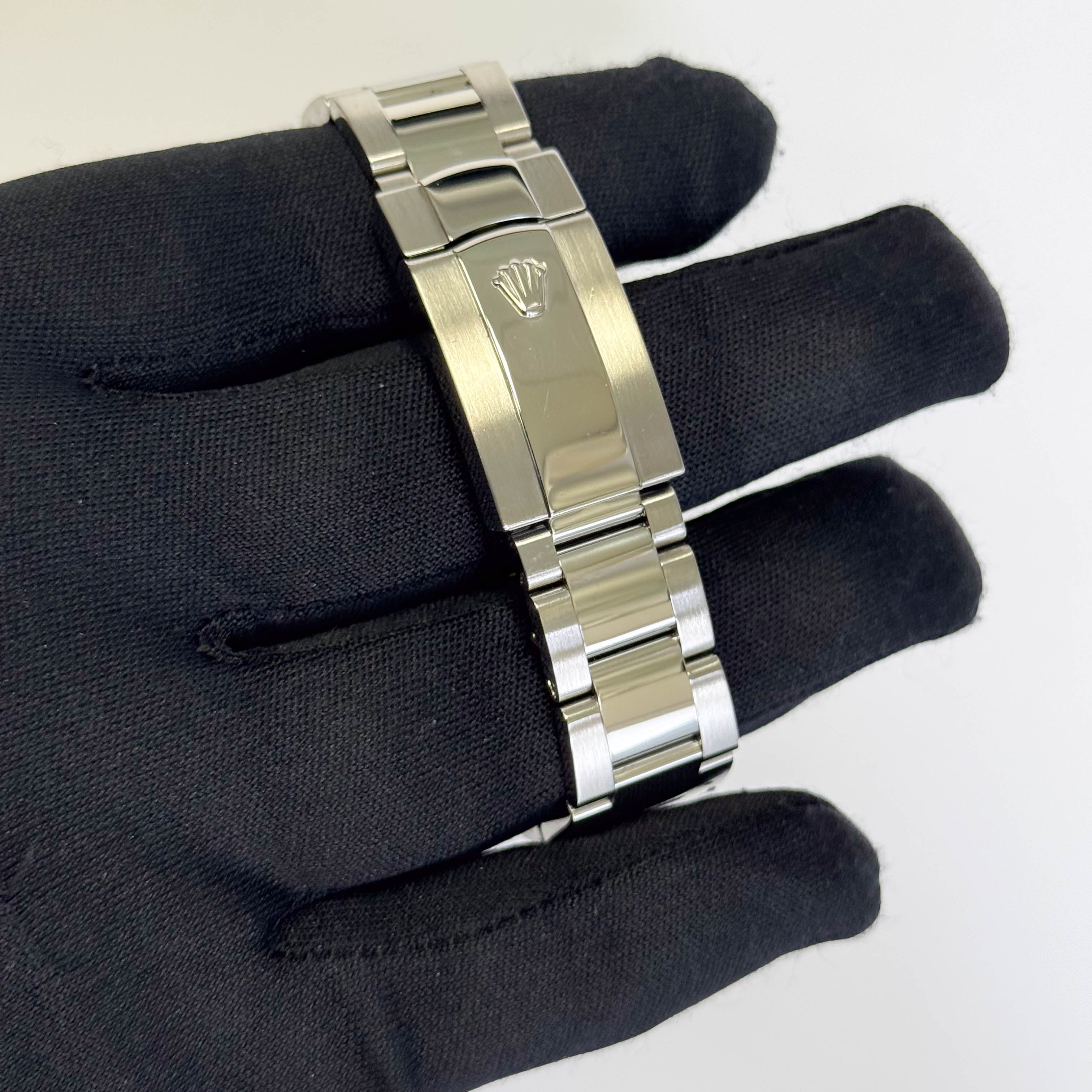 Rolex Datejust 36mm Silver Dial Watch Ref# 116200